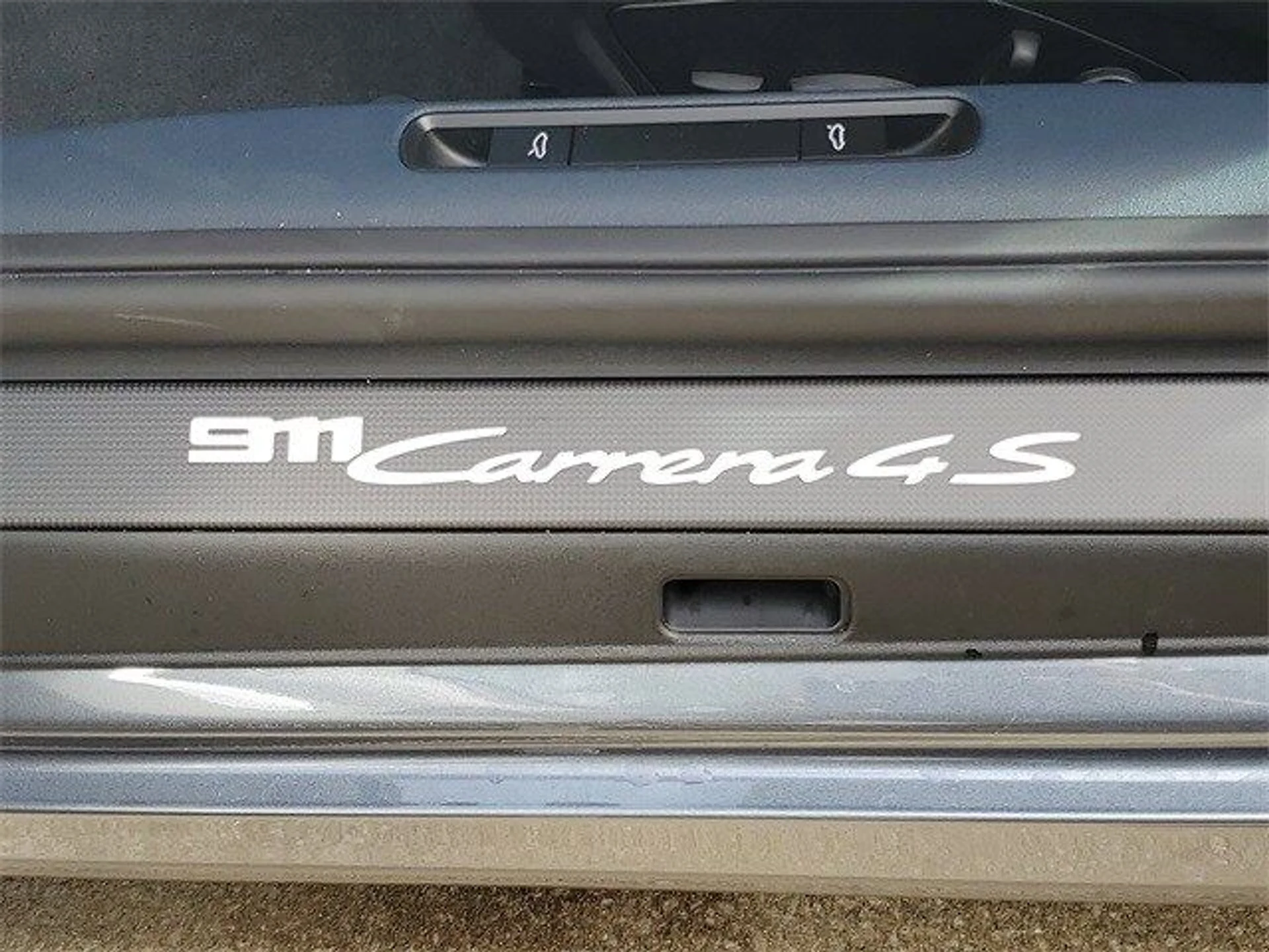 mph036_3948342345_cdb2e835a913876315594b487cff0ad3x_00c2a07233