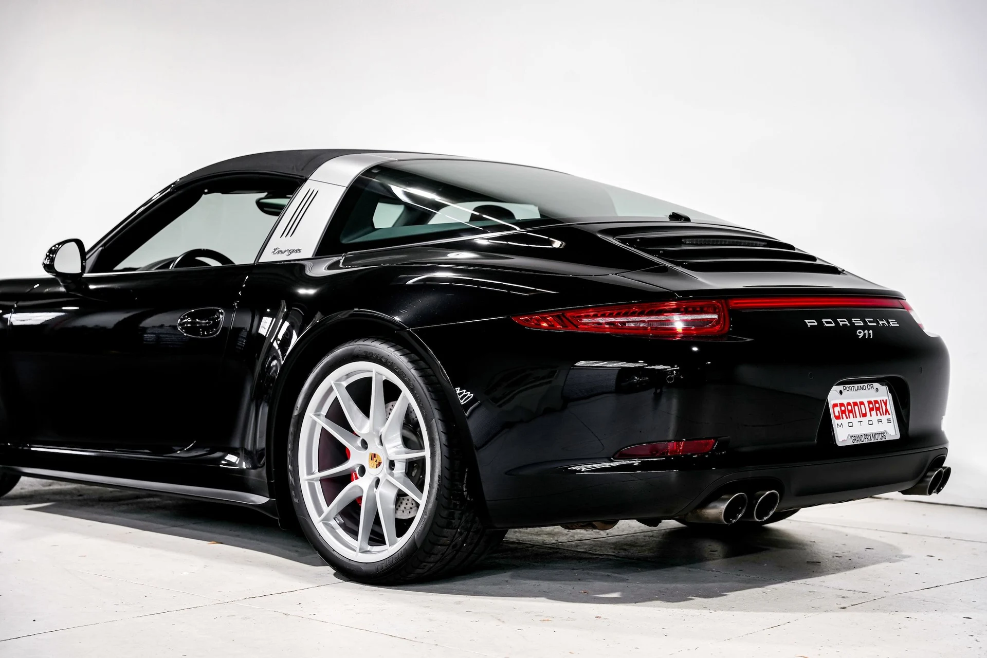 mph036_3948789126_551f5dd257ff1dae2b28715c4daa0ae7x_ec1aeb3db0