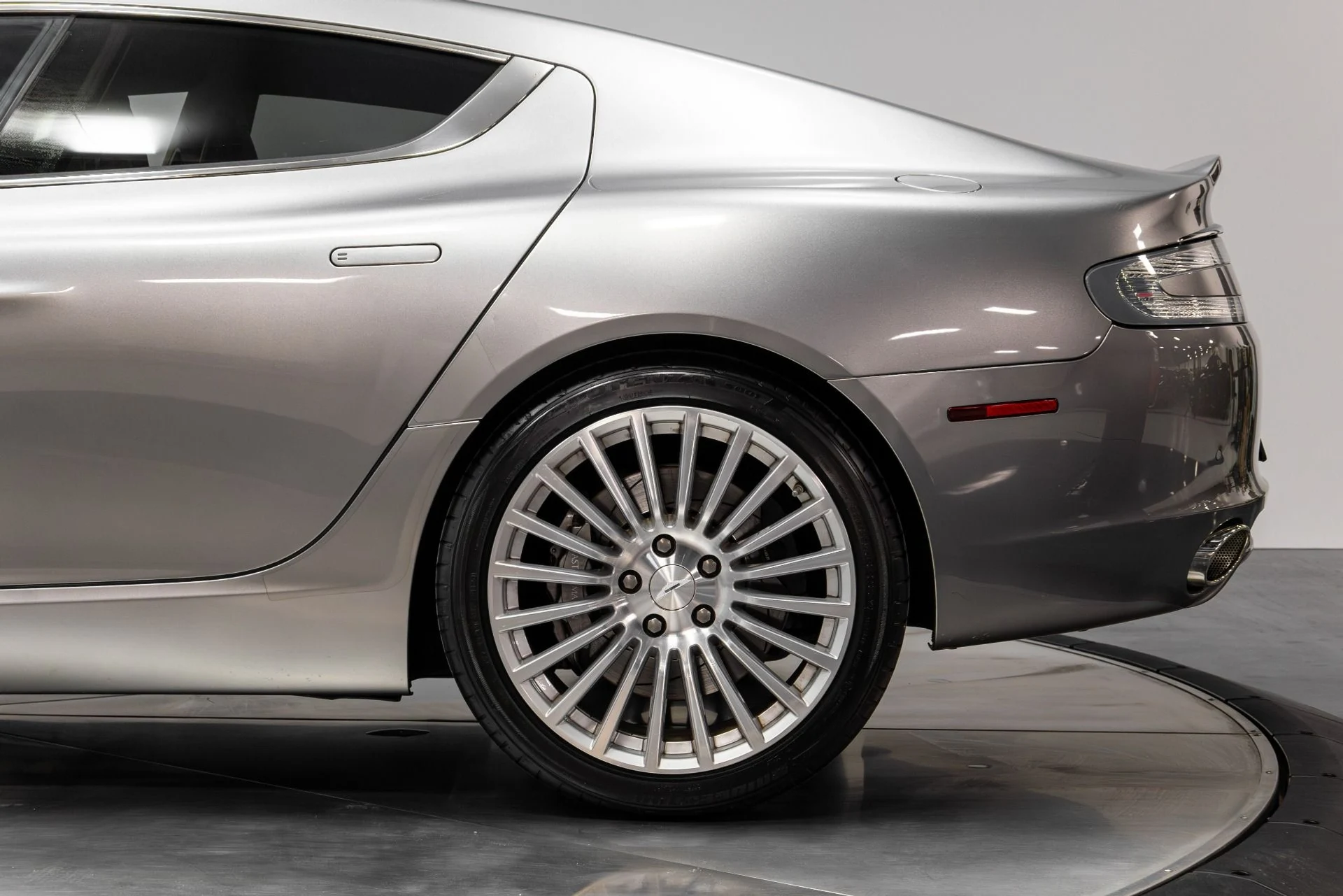 mph036_395304489_Used_2016_Aston_Martin_Rapide_S_1767648441_a1effabdce