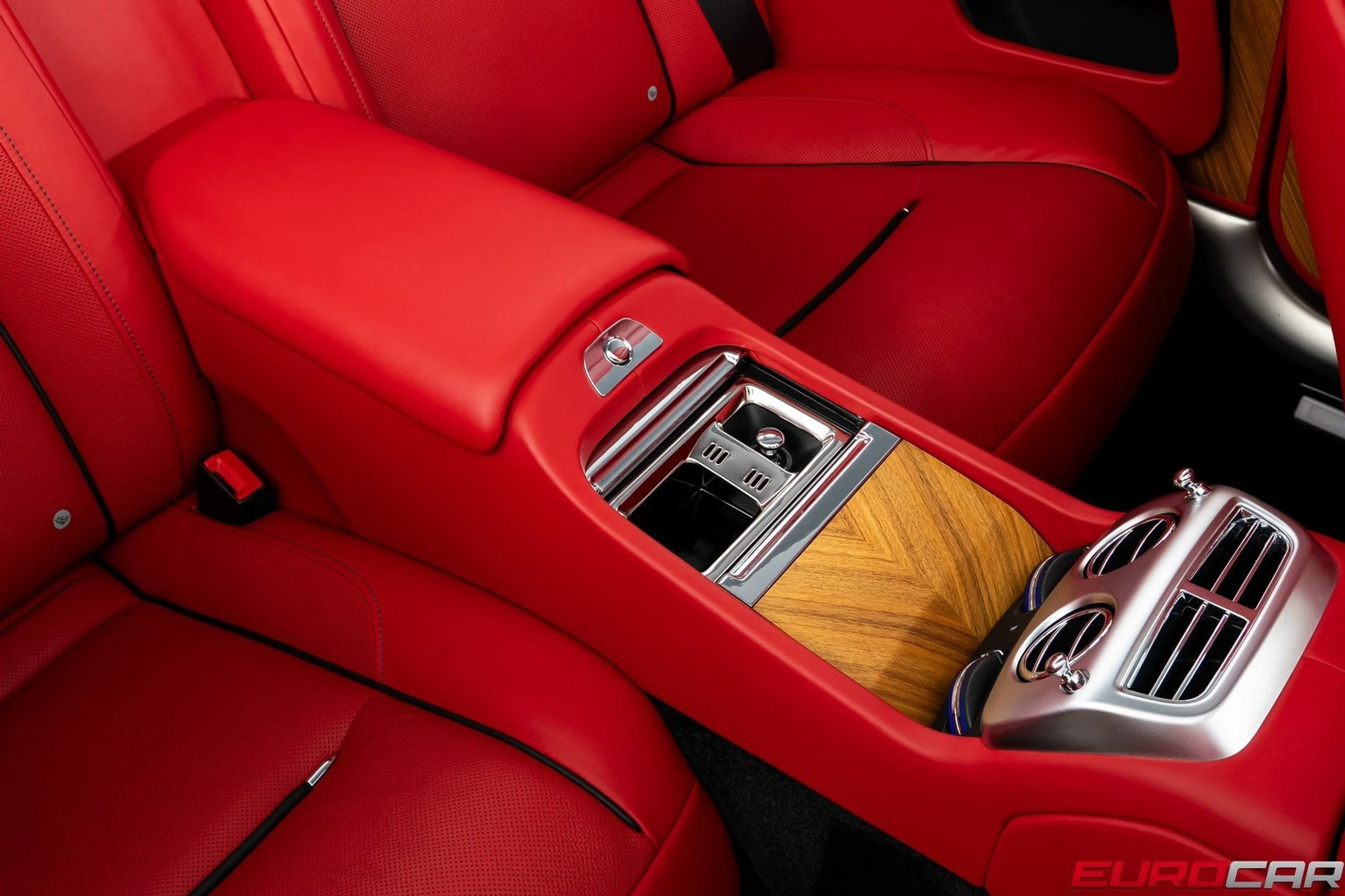 mph036_3959177736_image_37_452f486110