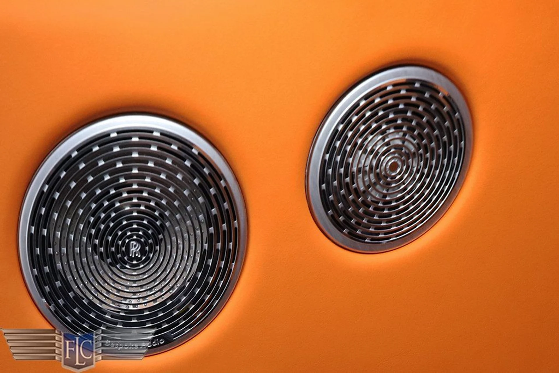 mph036_3969862435_used_2023_rolls_royce_cullinan_sportutility_6305_22995243_37_1024_ebf4c2f4f2