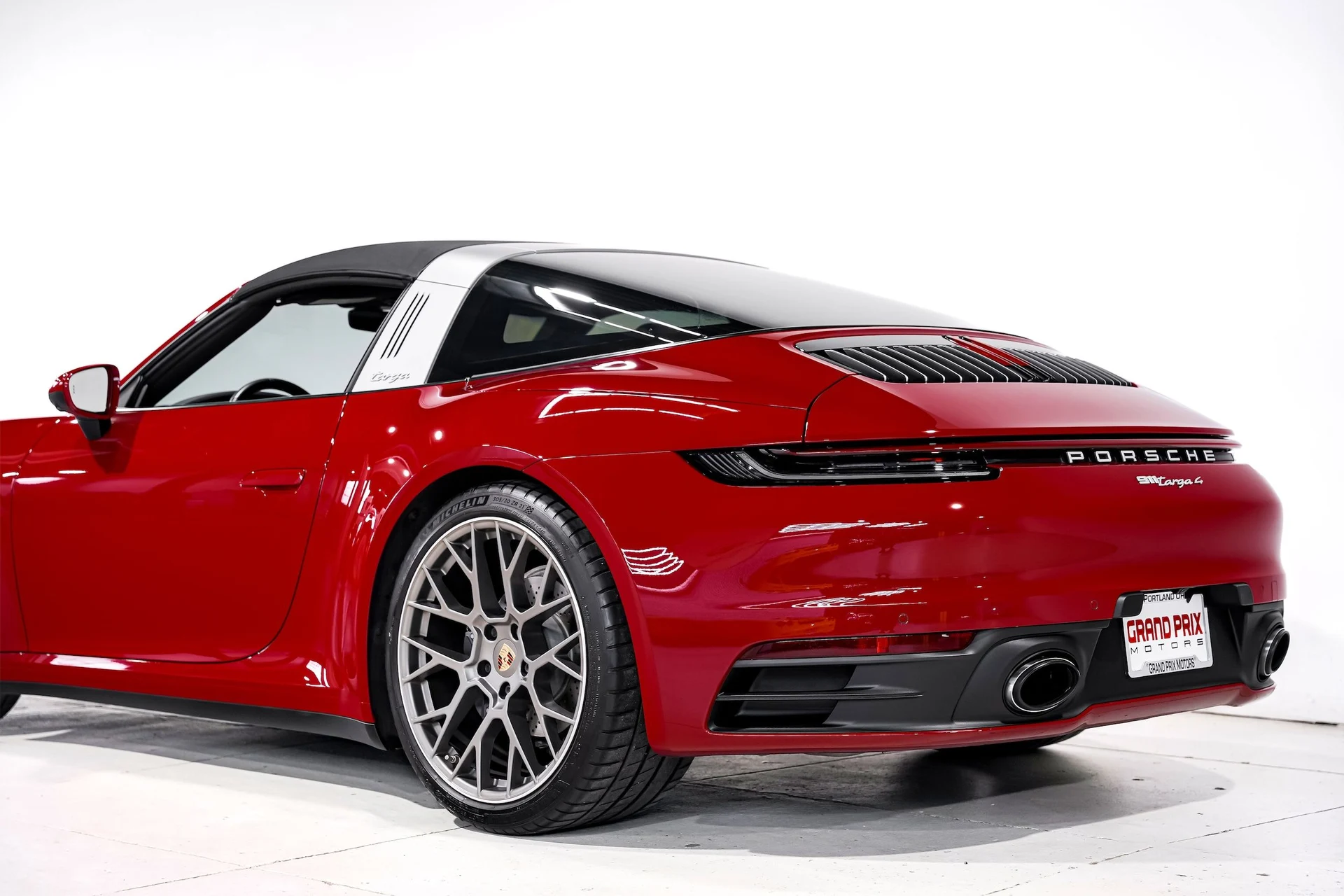 mph036_3984668322_5c3303d60cff22a3f39c62e28e78fed5x_d603679a9d