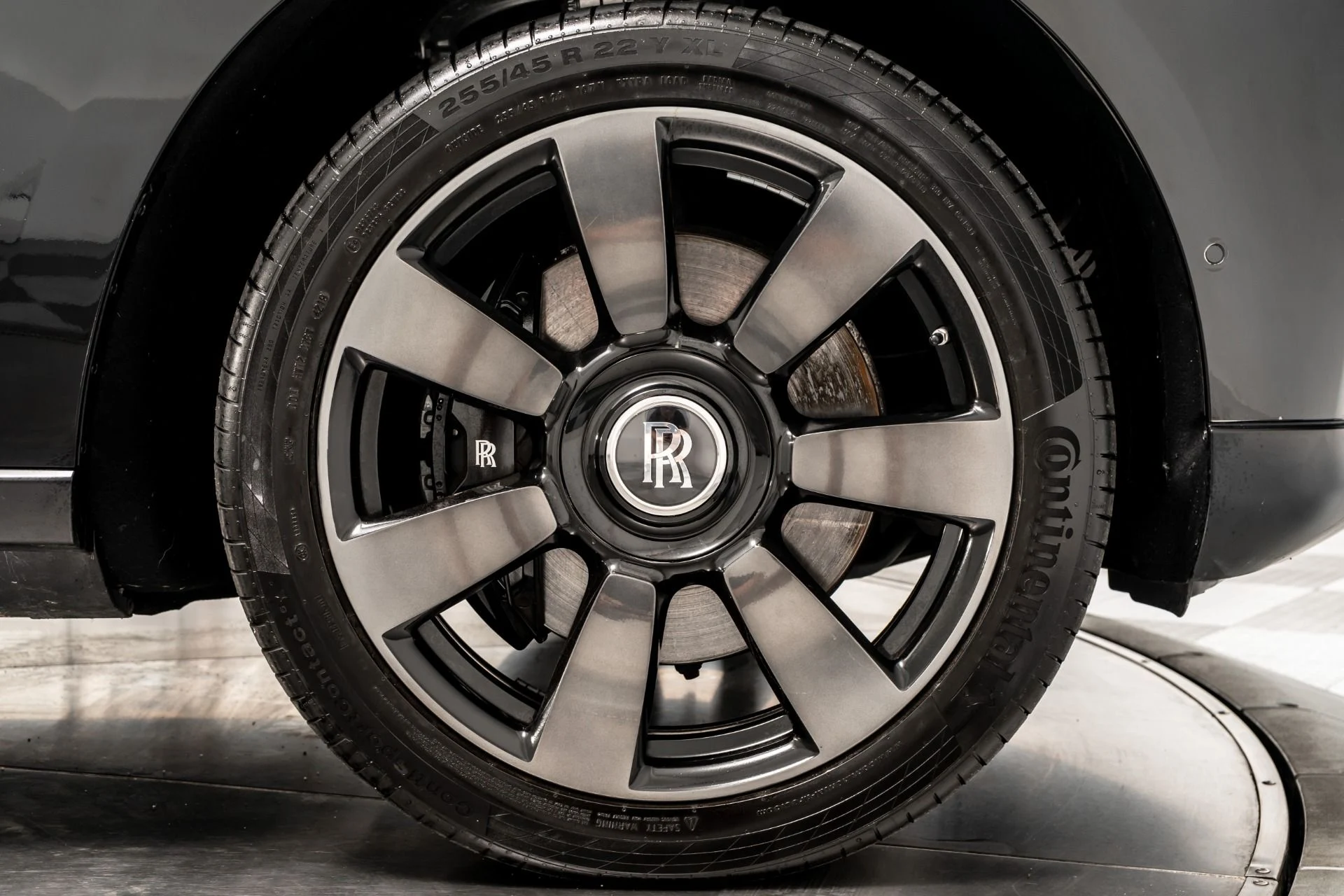 mph036_3994712673_Used_2020_Rolls_Royce_Cullinan_Two_Tone_Interior_Driver_Assistance_Systems_1780337352_7217ab34b5