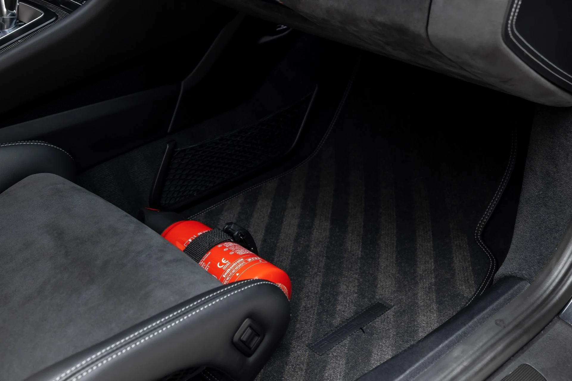 mph036_3996588912_11865_p37_l_ce609a07ec