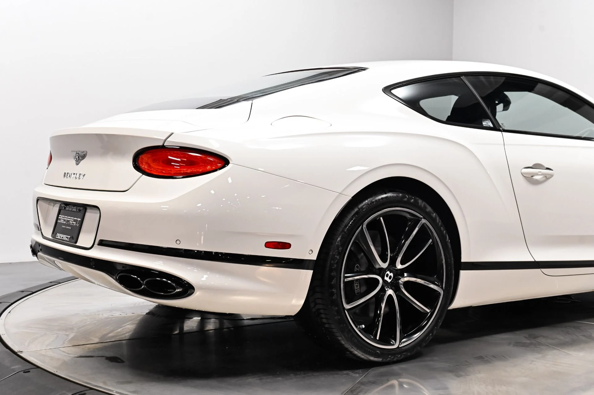 mph036_4001701412_Used_2020_Bentley_Continental_GT_V8_1792005838_ab03ea11bb