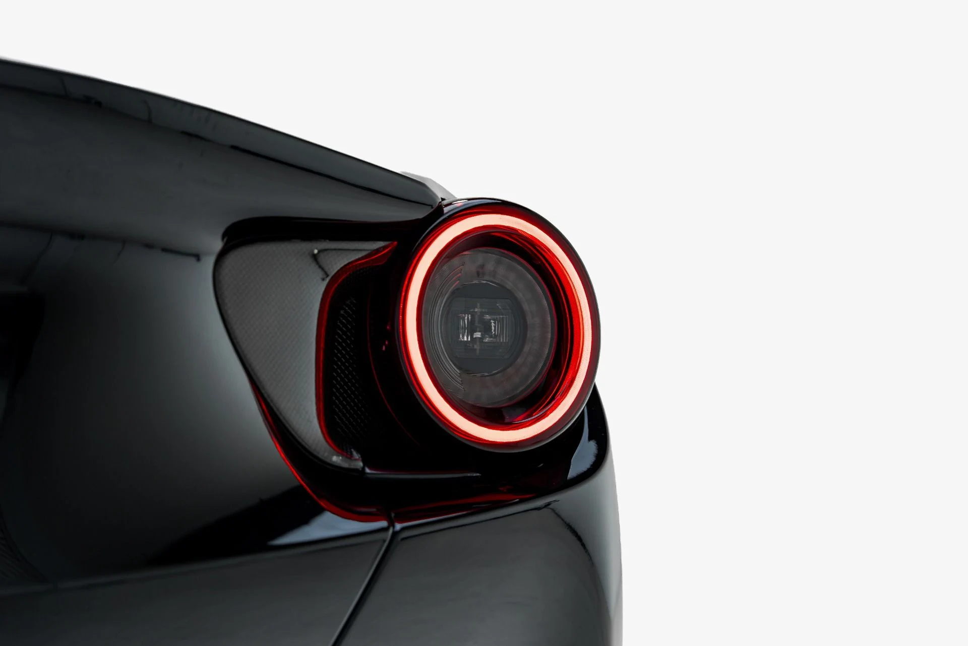 mph036_4003715765_Used_2019_Ferrari_Portofino_1788478068_6d5d02fc19