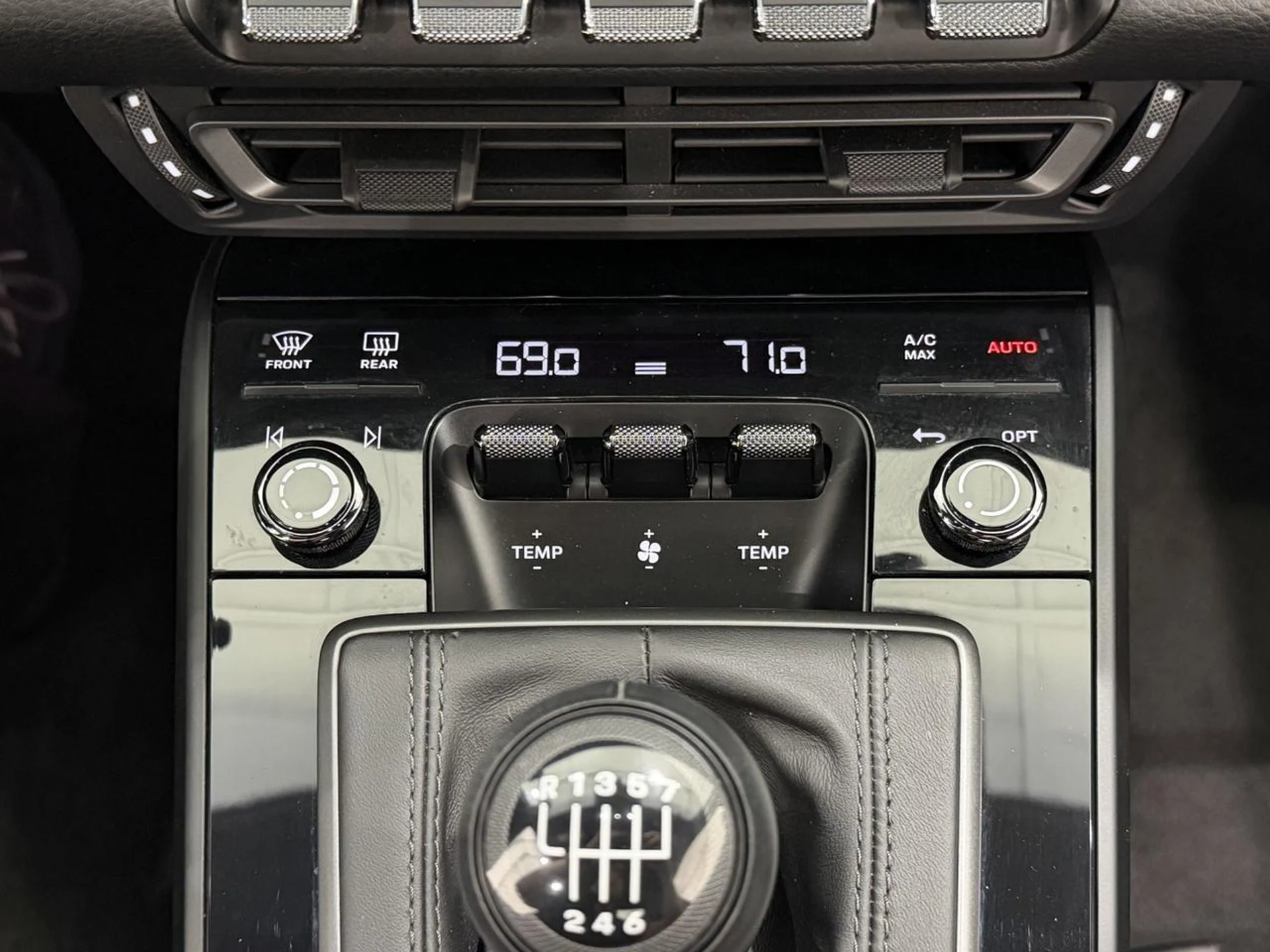 mph036_402223065_86fc310f712136115d044caa81c4721f_b30ea2e439