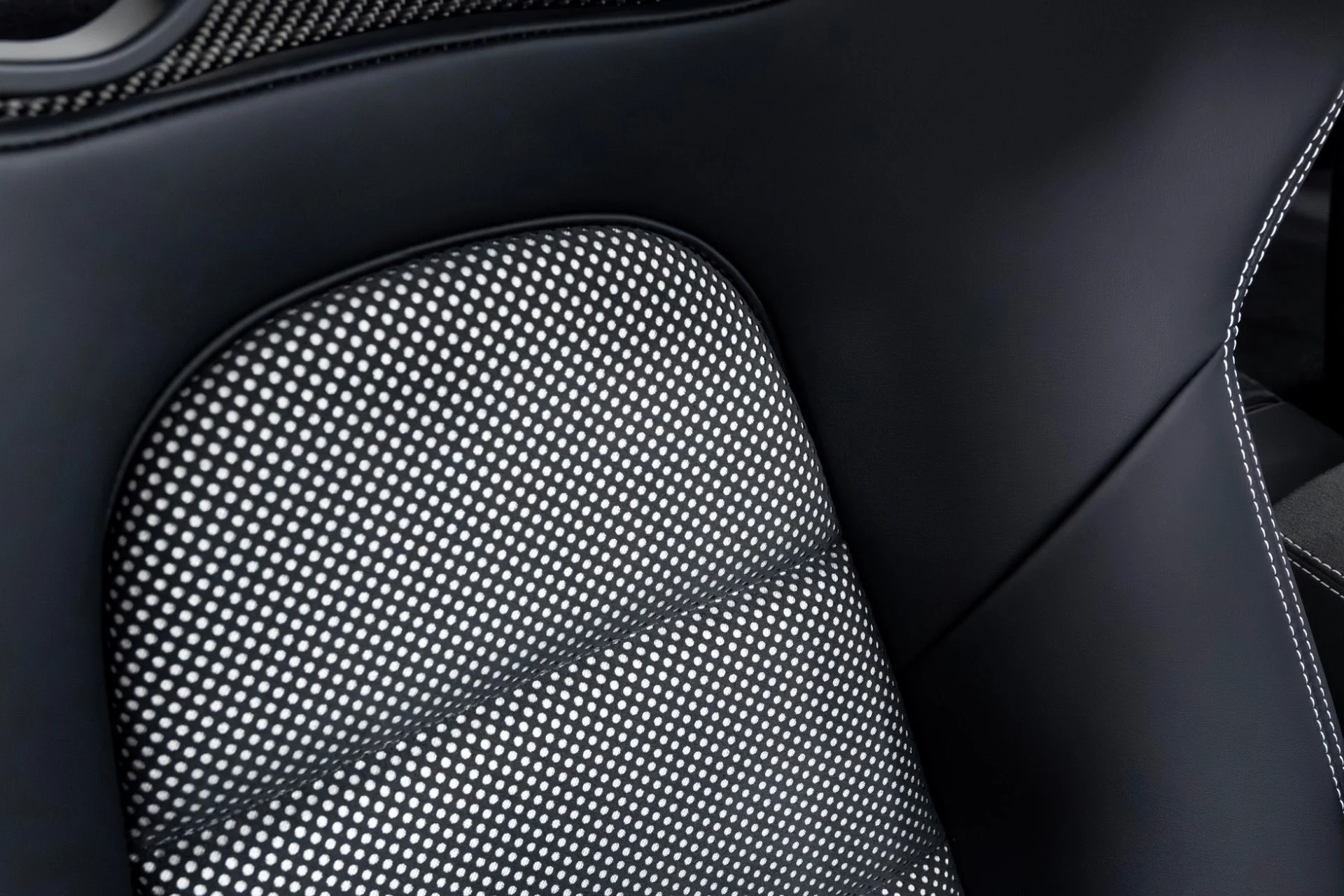 mph036_4026981434_Used_2025_Porsche_911_GT_3_RS_1765482750_c3aa8e8714