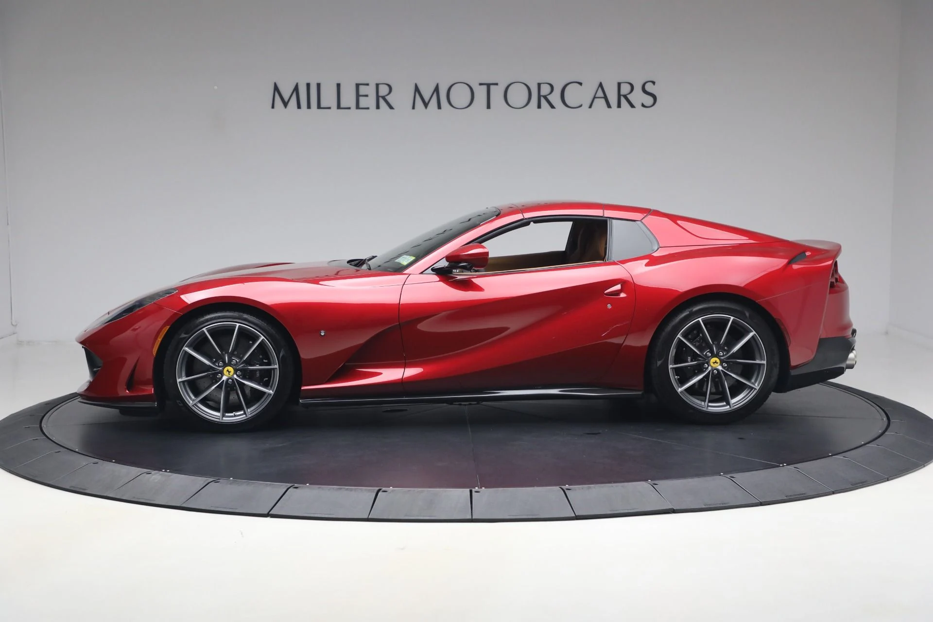 mph036_4043429346_Used_2023_Ferrari_812_GTS_1783706162_263178d0a2