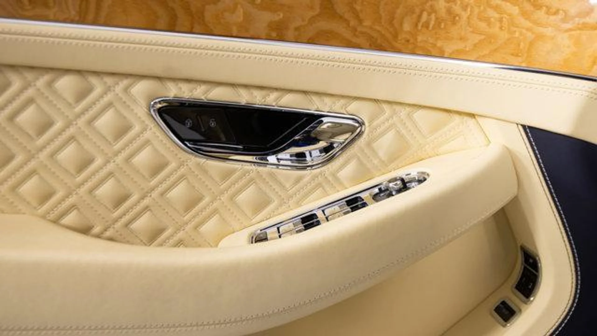 mph036_407470527_P7d_Wzz_Ar4w_DM_Fs_b_M_Ewgi5vq_Zf_U_cd6a0f5168