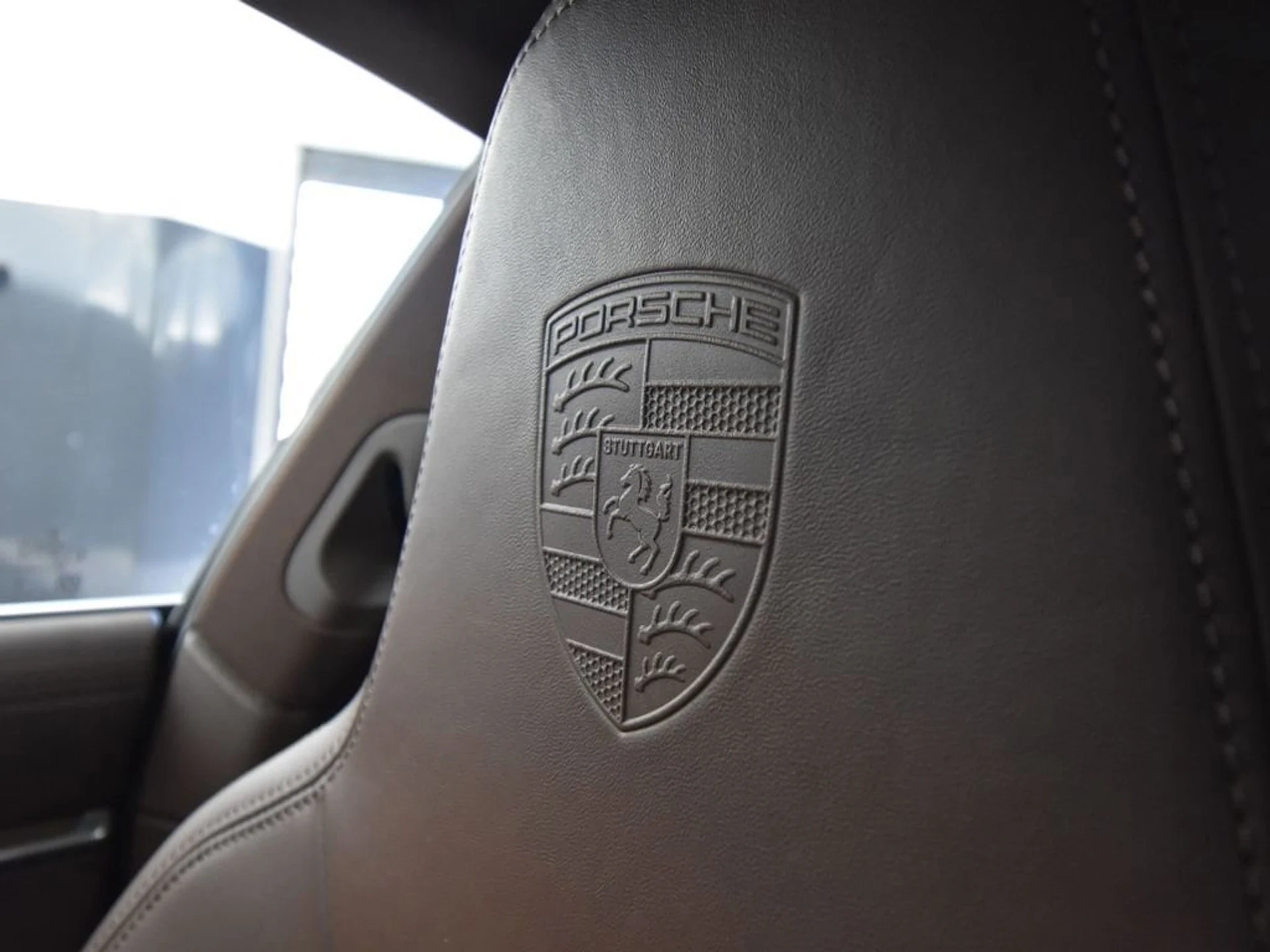 mph036_4078109581_ea979a065efcf1ad83a9ecea381fb77ex_813b19e598