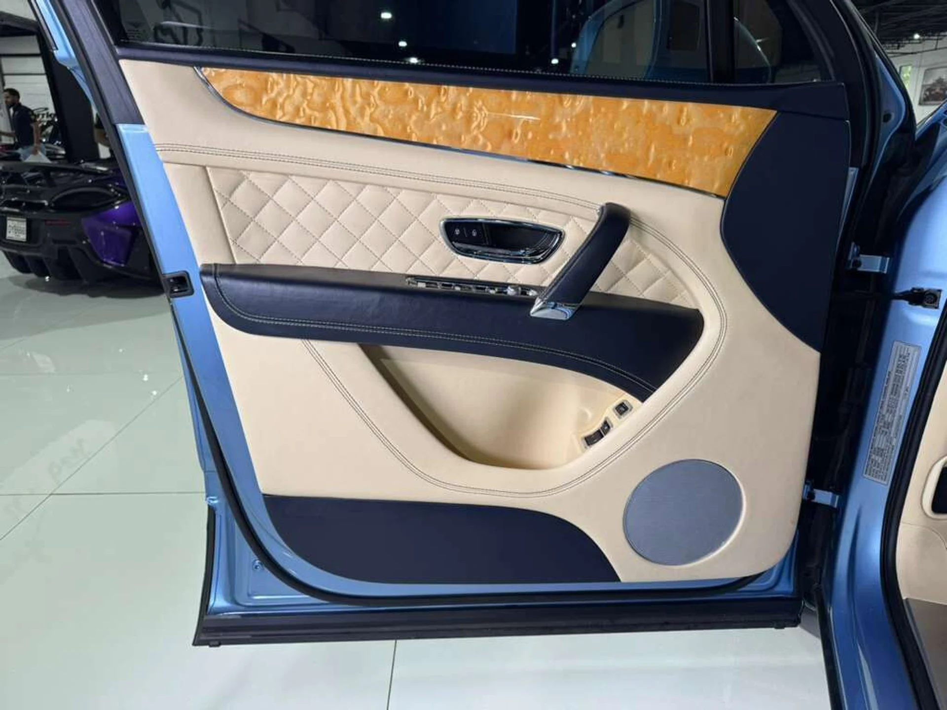 mph036_408472683_1a78e1b371dfed893aba0ae8a4fddd5c_e73147a114