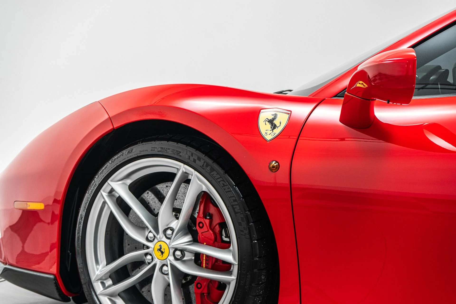 mph036_4088641075_Used_2017_Ferrari_488_Spider_1776892086_194f351a5a