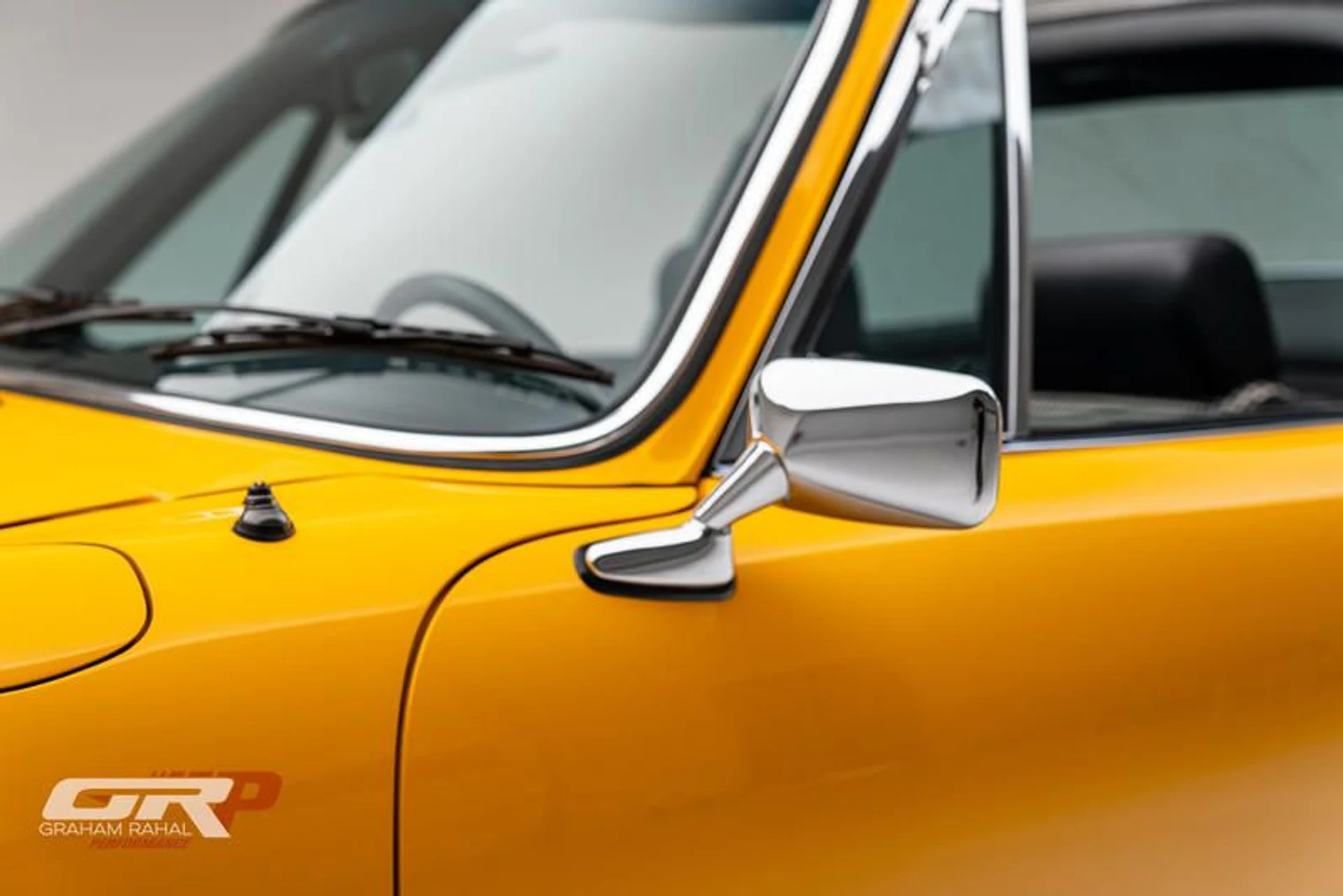 mph036_4090476486_6282_DC_65_423_F_421_D_A4_E9_40123652982_B_5b6c3f6150