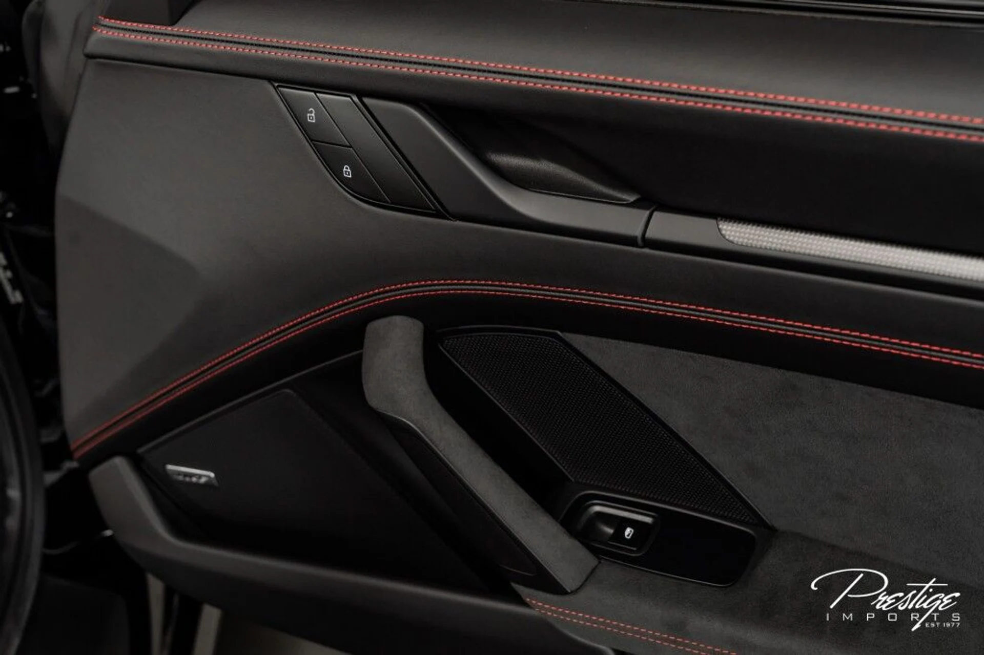 mph036_4107736260_e5c326030d94b1015db49a023541fefe_ab40b9dd31