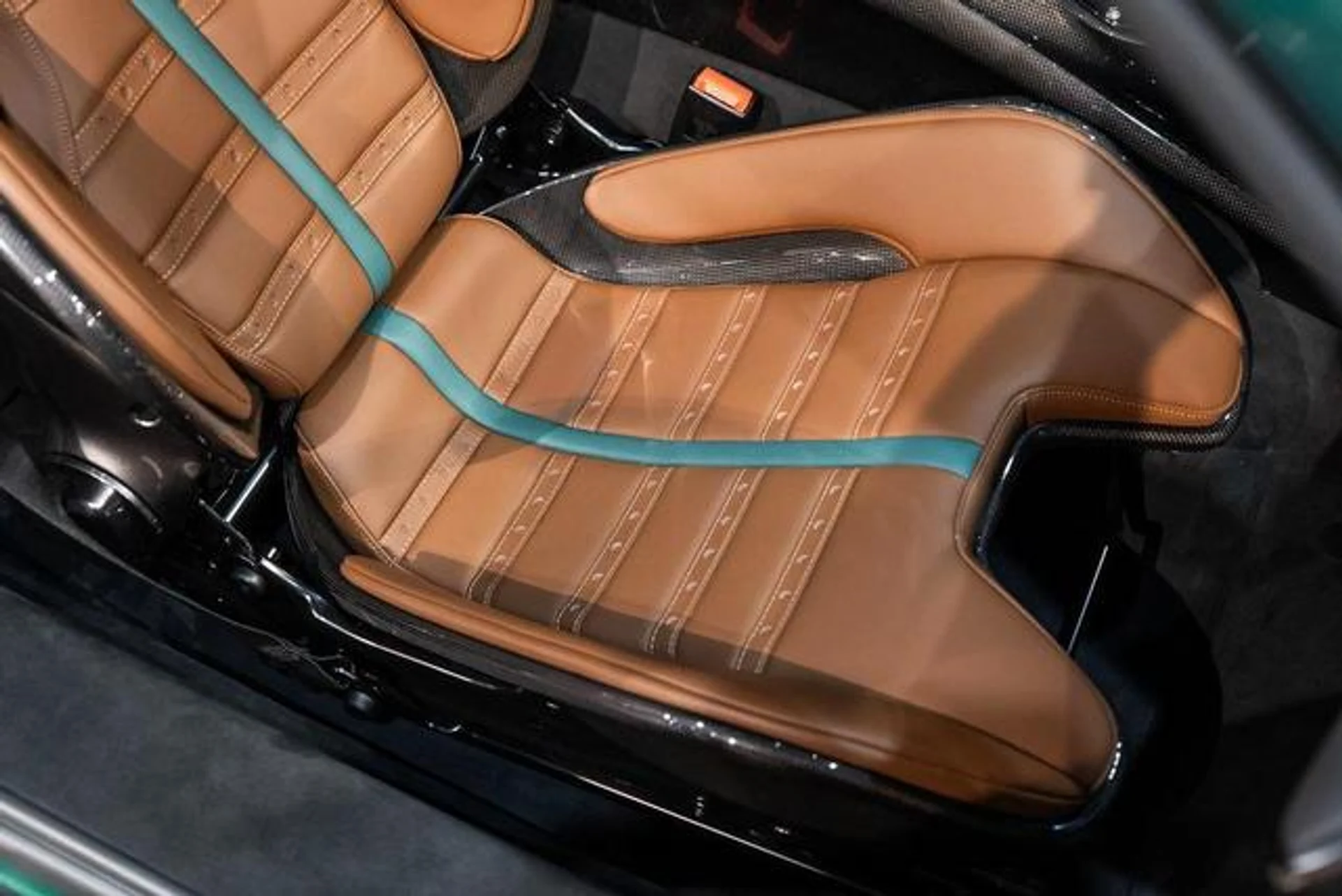 mph036_4109319300_e_Rgyq_IC_3bgc7o0_M3_U_Nld_Wa_E_Yq_U_0f48715c5a