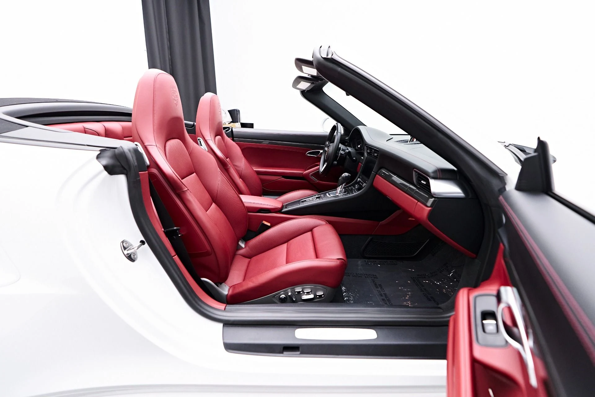 mph036_4109595327_Used_2019_Porsche_911_Turbo_S_1755714959_3779d14bc4