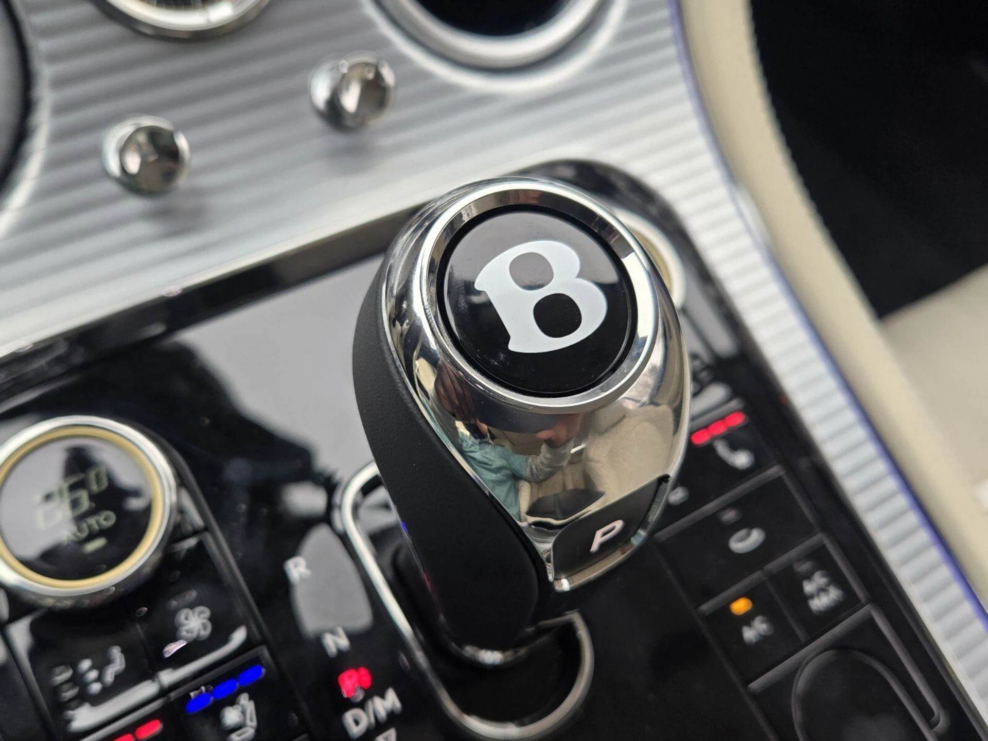 mph036_4111001188_a3d2f3b4072796a2e5dce82917d186e6x_da42b3b1cc