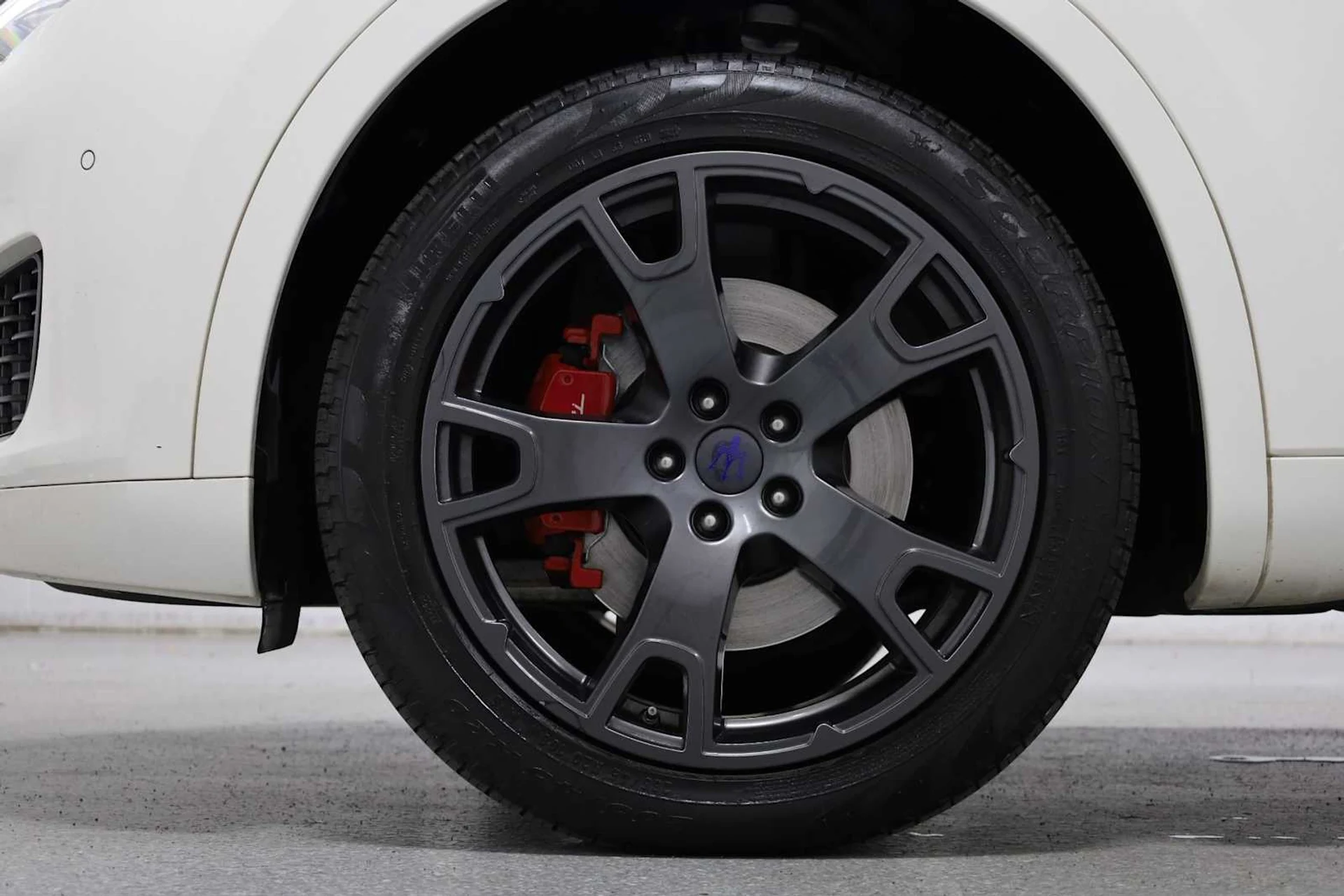 mph036_4135864587_adbc6337f000a5637edb6c33ce1df1c7_494412c2bd