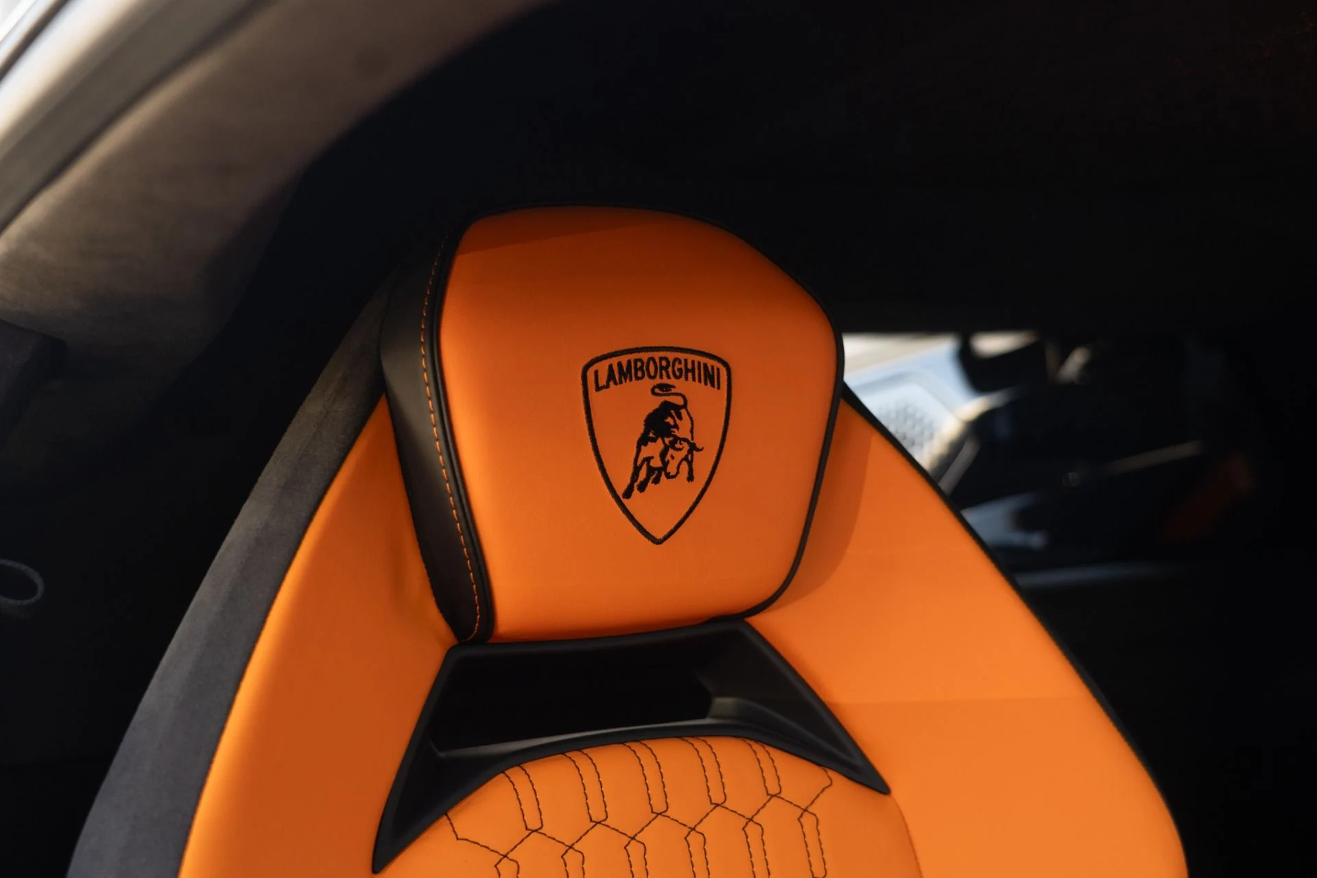 mph036_4164653563_Used_2024_Lamborghini_Revuelto_1755720479_e89ff9e6f4