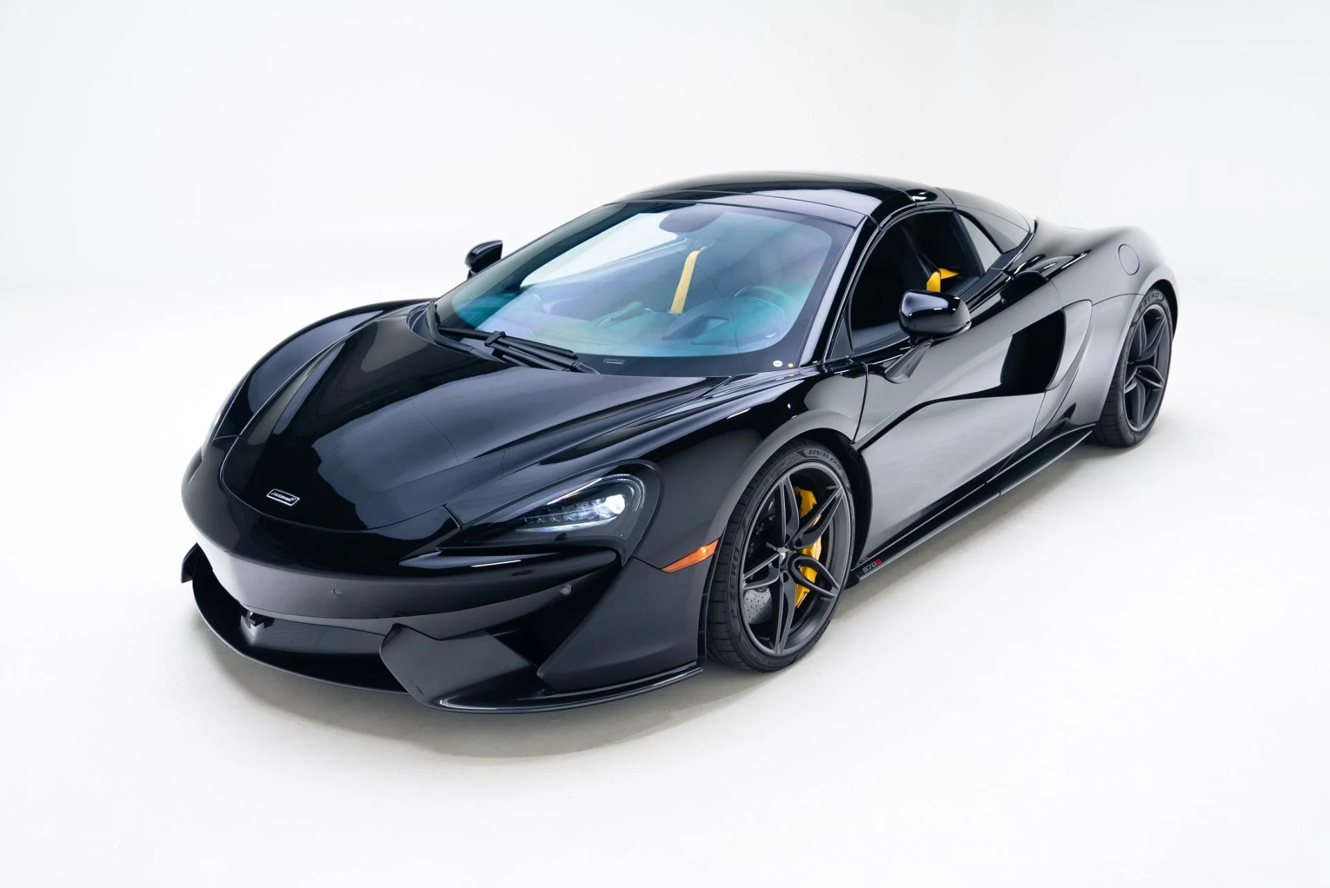 mph036_4174174121_Used_2019_Mc_Laren_570_S_Spider_1767812844_6b8f7bce0f