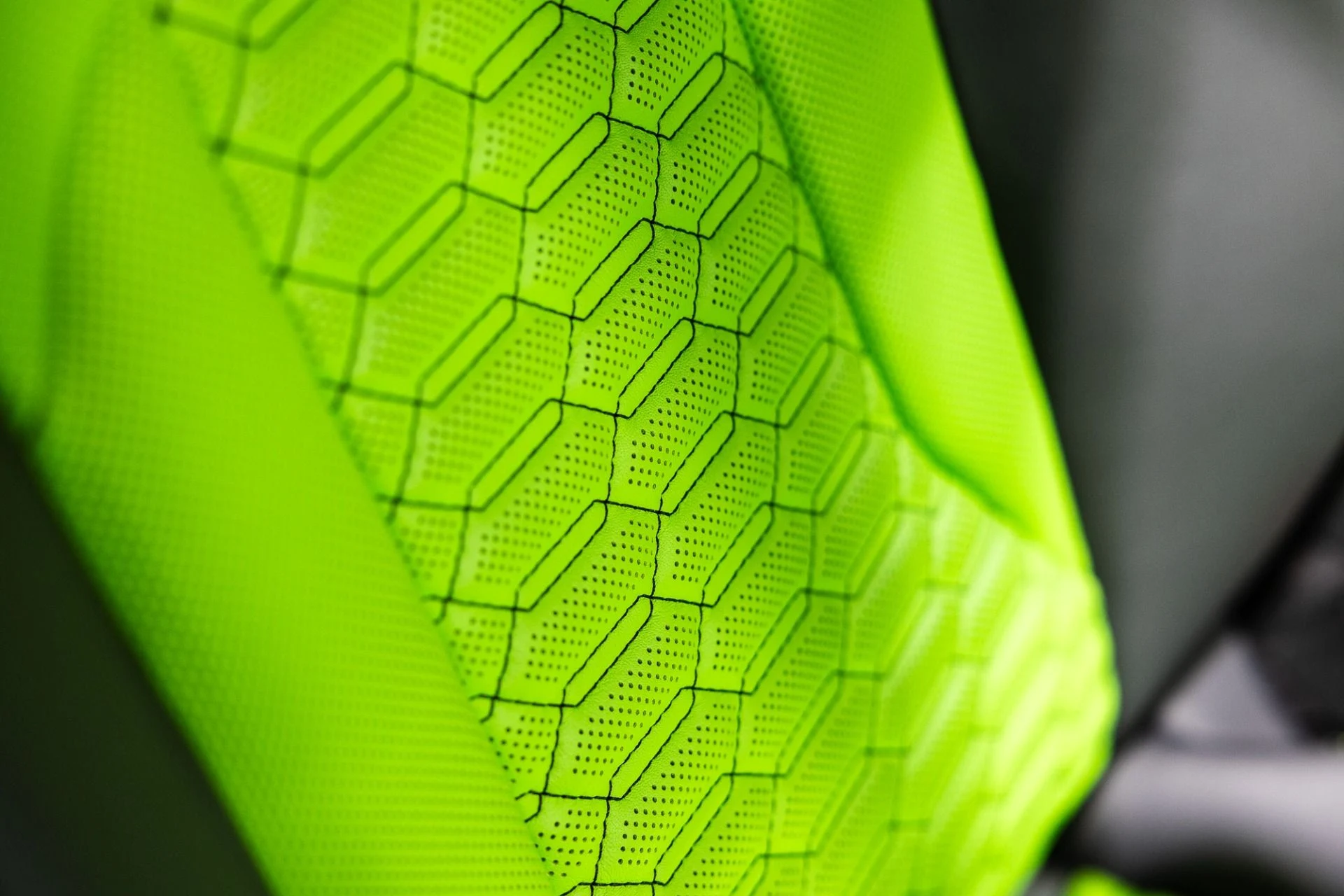 mph036_4184177974_Used_2021_Lamborghini_Urus_Verde_Mantis_Pearl_Full_Stealth_PPF_1764949074_b3b9993c17