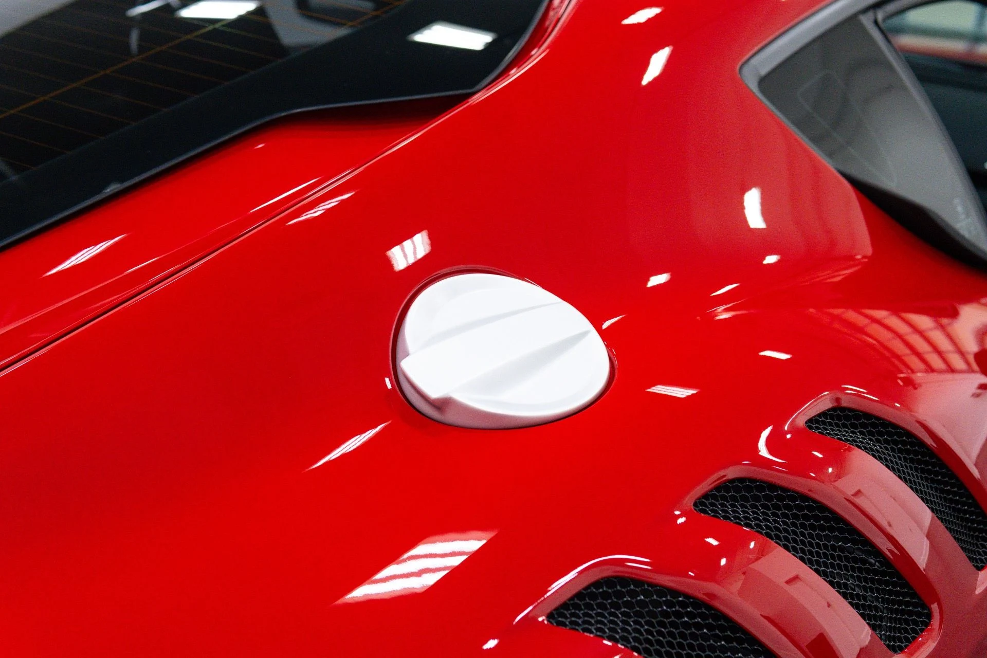 mph036_4196000642_Used_2017_Ferrari_F12tdf_1788471792_6a5d5eba49