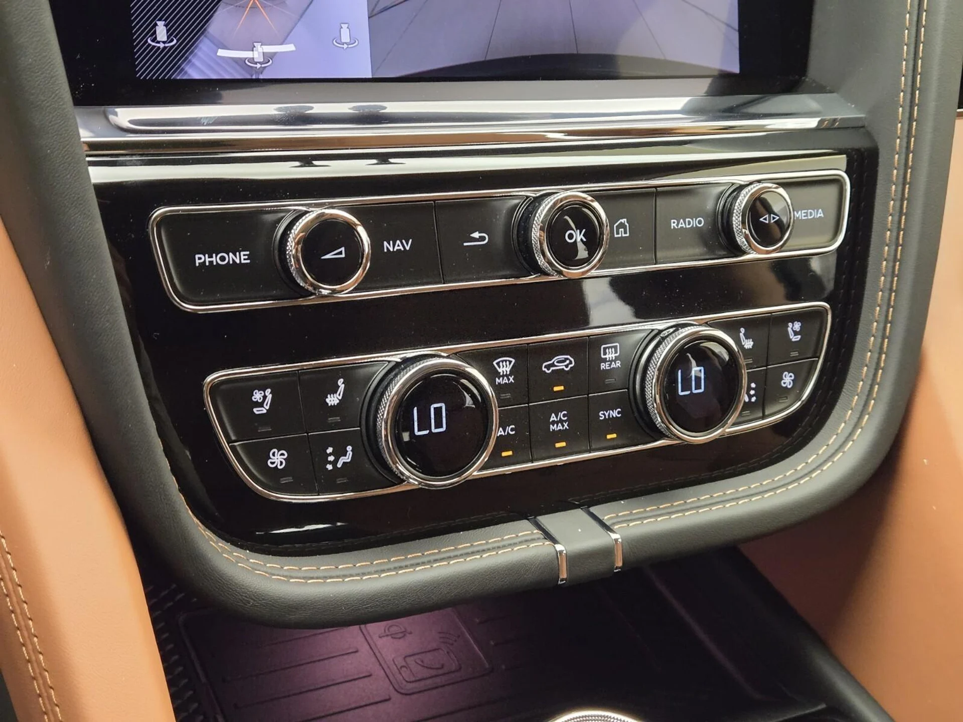 mph036_4202830294_Used_2024_Bentley_Bentayga_V8_1743763223_38b043197d