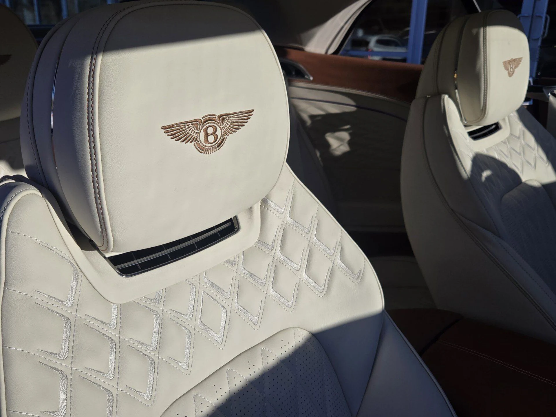 mph036_4211590419_3ee7c1bd8e532aded68fd161b0dd72e3x_1b00ff08c5