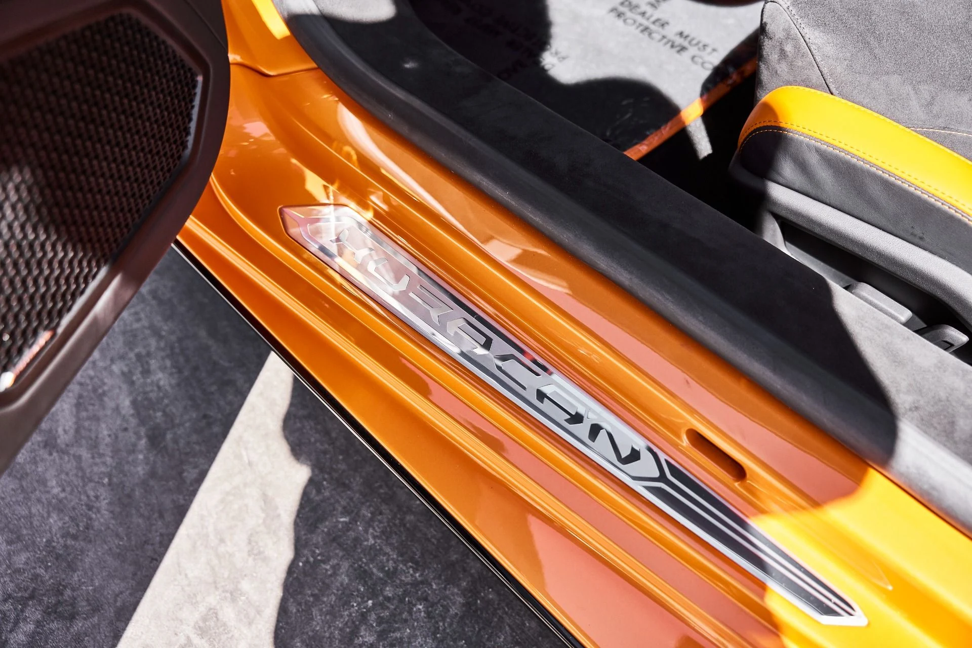 mph036_4213981254_Used_2023_Lamborghini_Huracan_Tecnica_Base_1777011658_323f4d4553