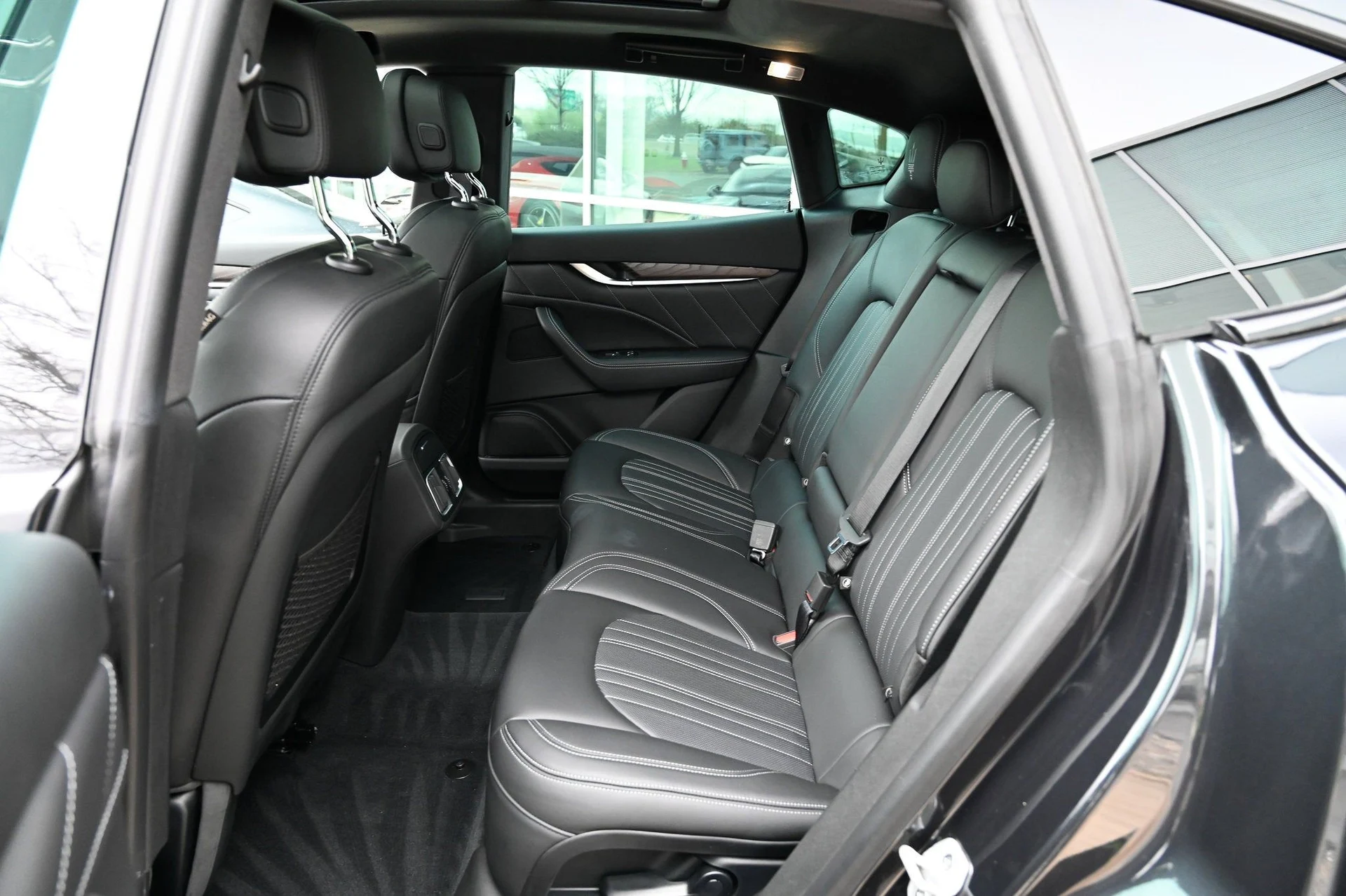 mph036_4220809541_79549638d1b546dd8c22a73c68783340_fc2de48568