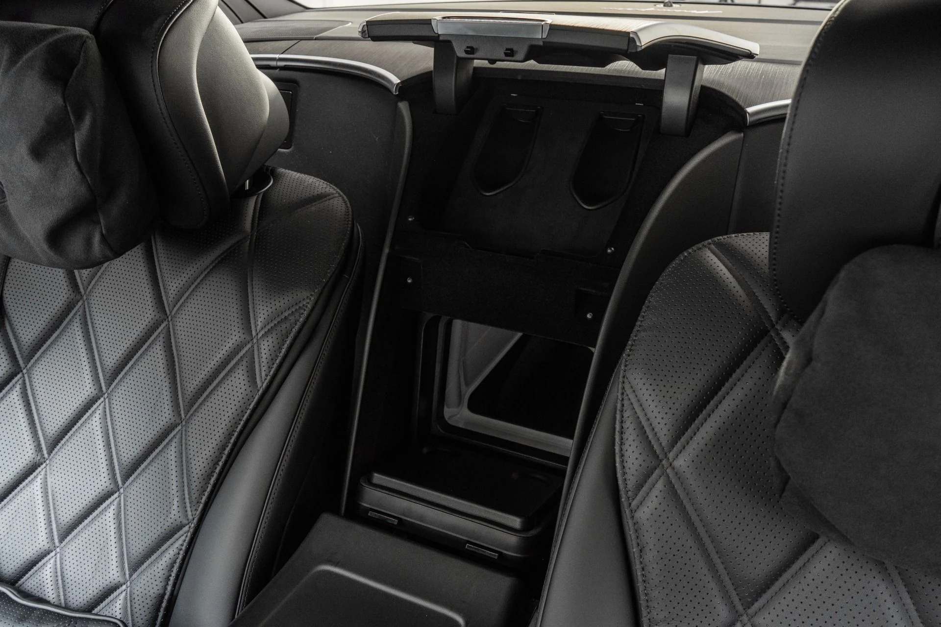 mph036_4222754512_Used_2022_Mercedes_Benz_Mercedes_Maybach_S_680_Executive_Rear_Seat_Package_V12_Power_Immense_Room_1774031494_a380ebba3c