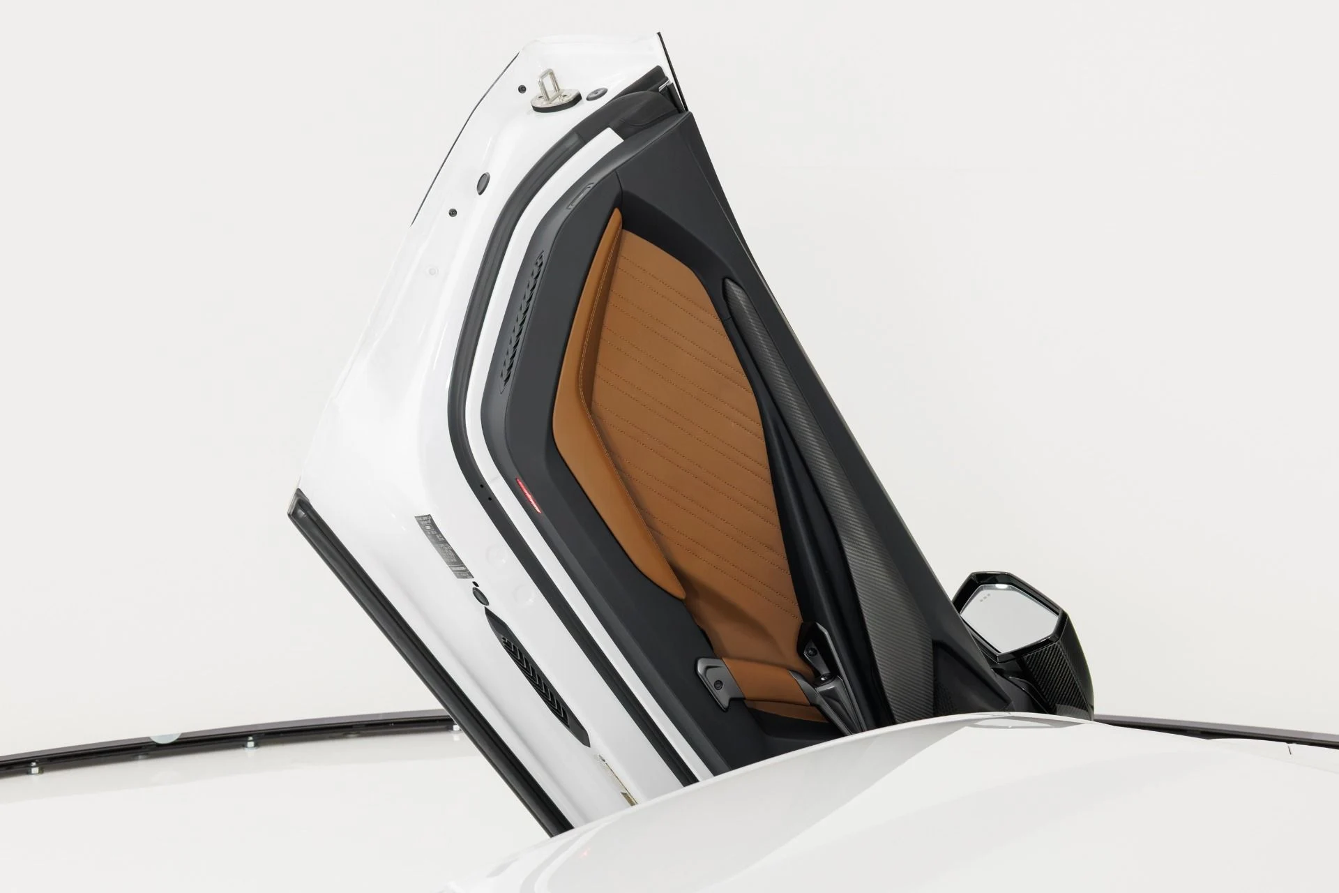 mph036_4233693000_Used_2024_Lamborghini_Revuelto_1786042577_72c4035c7c