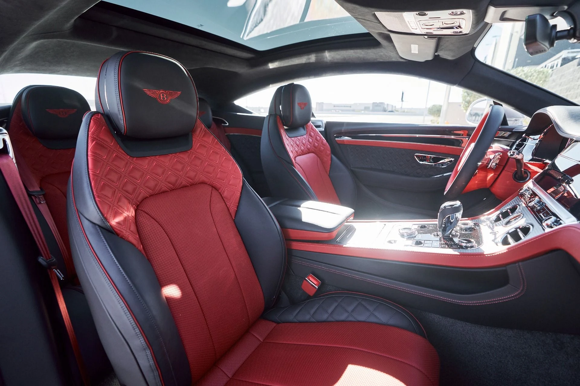 mph036_4236498994_Used_2023_Bentley_Continental_GT_Azure_1764903600_2ef35be9b7