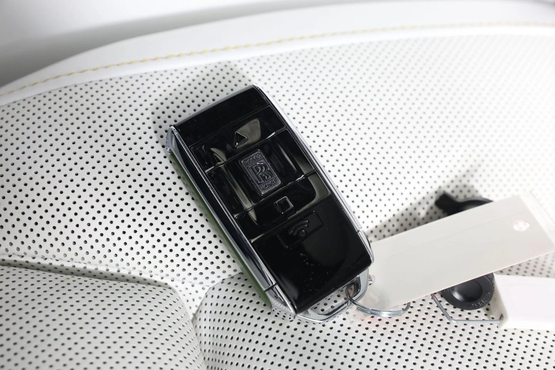 mph036_4241695491_818f1115aafbf700fef23b144065e592_9cb7346469