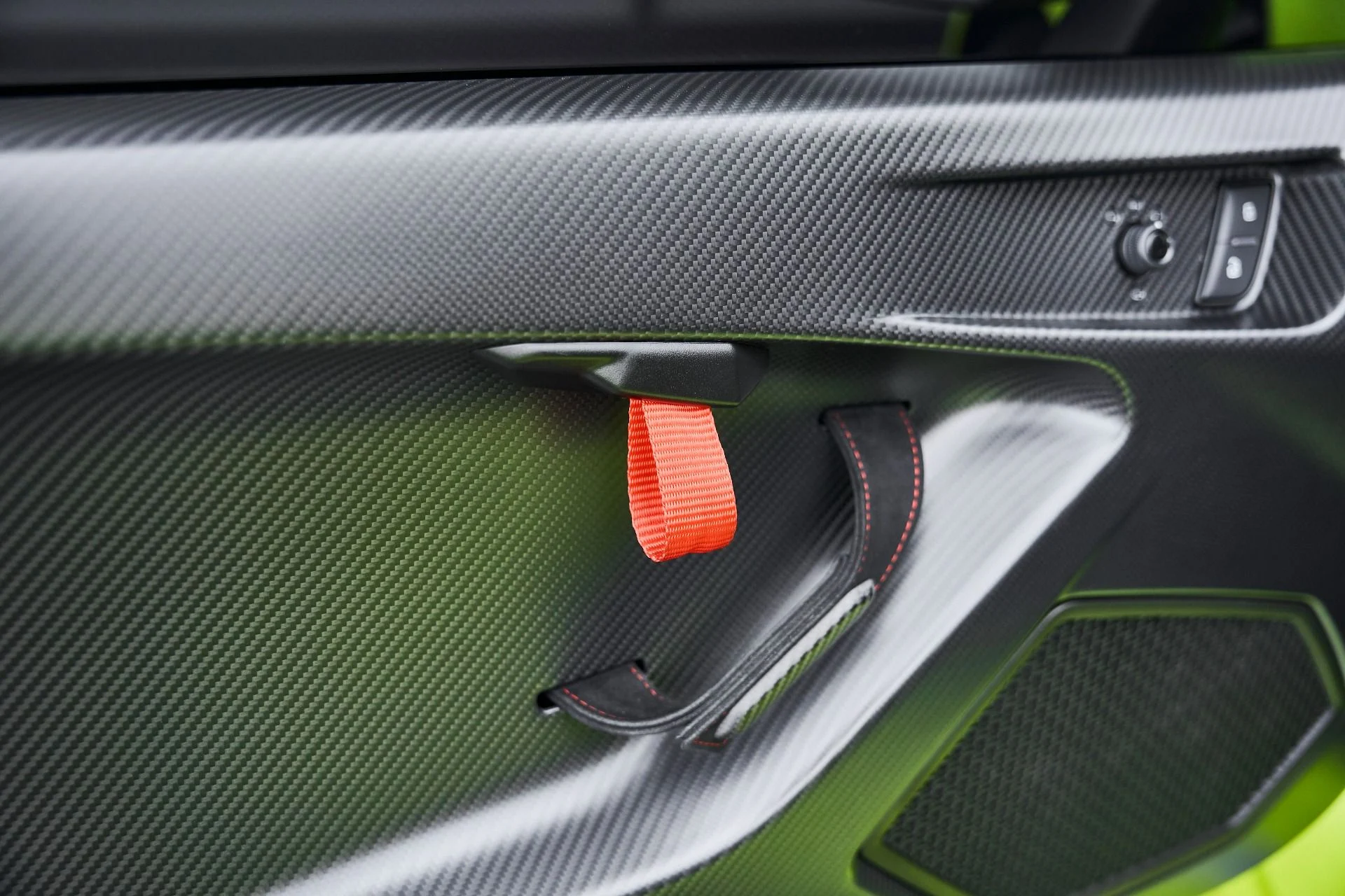 mph036_4247907890_Used_2022_Lamborghini_Huracan_STO_Base_1771294584_3ae68a8c58