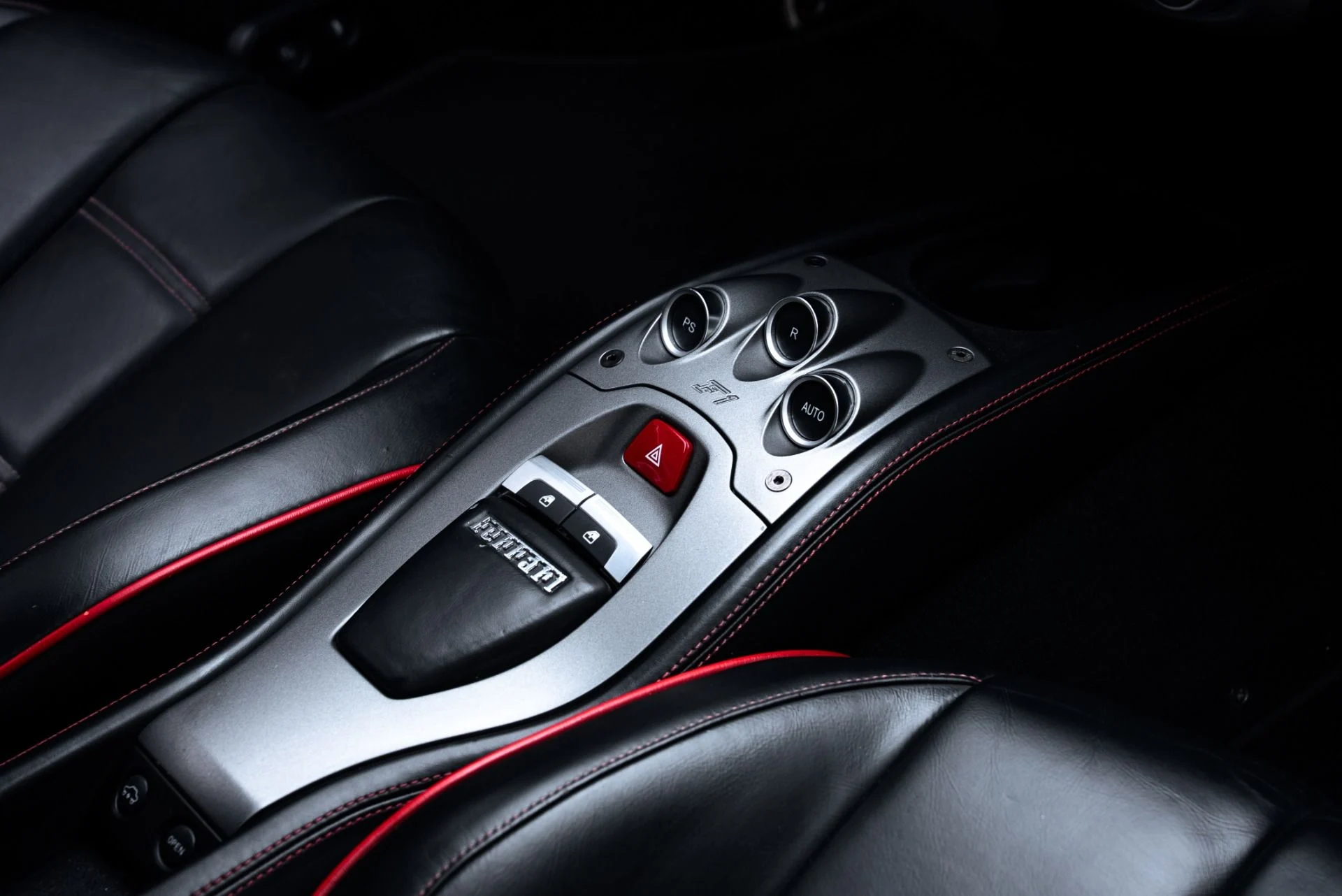 mph036_4255343050_Used_2010_Ferrari_458_Italia_1775250698_88179ab2b9