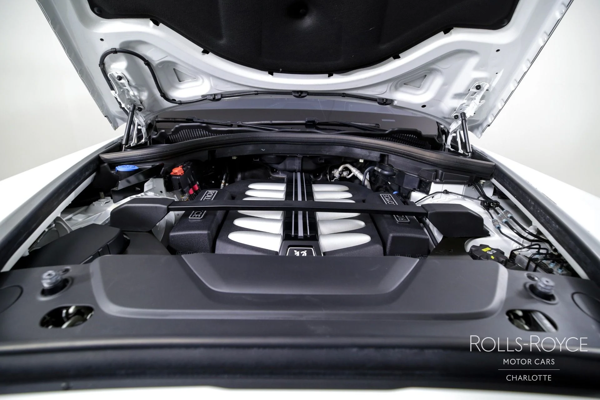 mph036_426154288_Used_2020_Rolls_Royce_Cullinan_1729535260_919277c26b