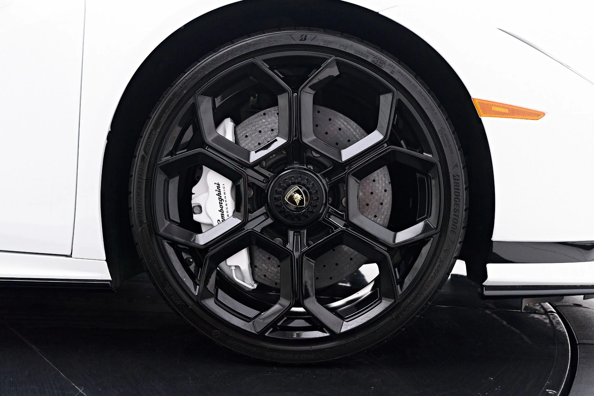 mph036_4263639158_Used_2023_Lamborghini_Huracan_Tecnica_Base_1750384074_892e2c6caa