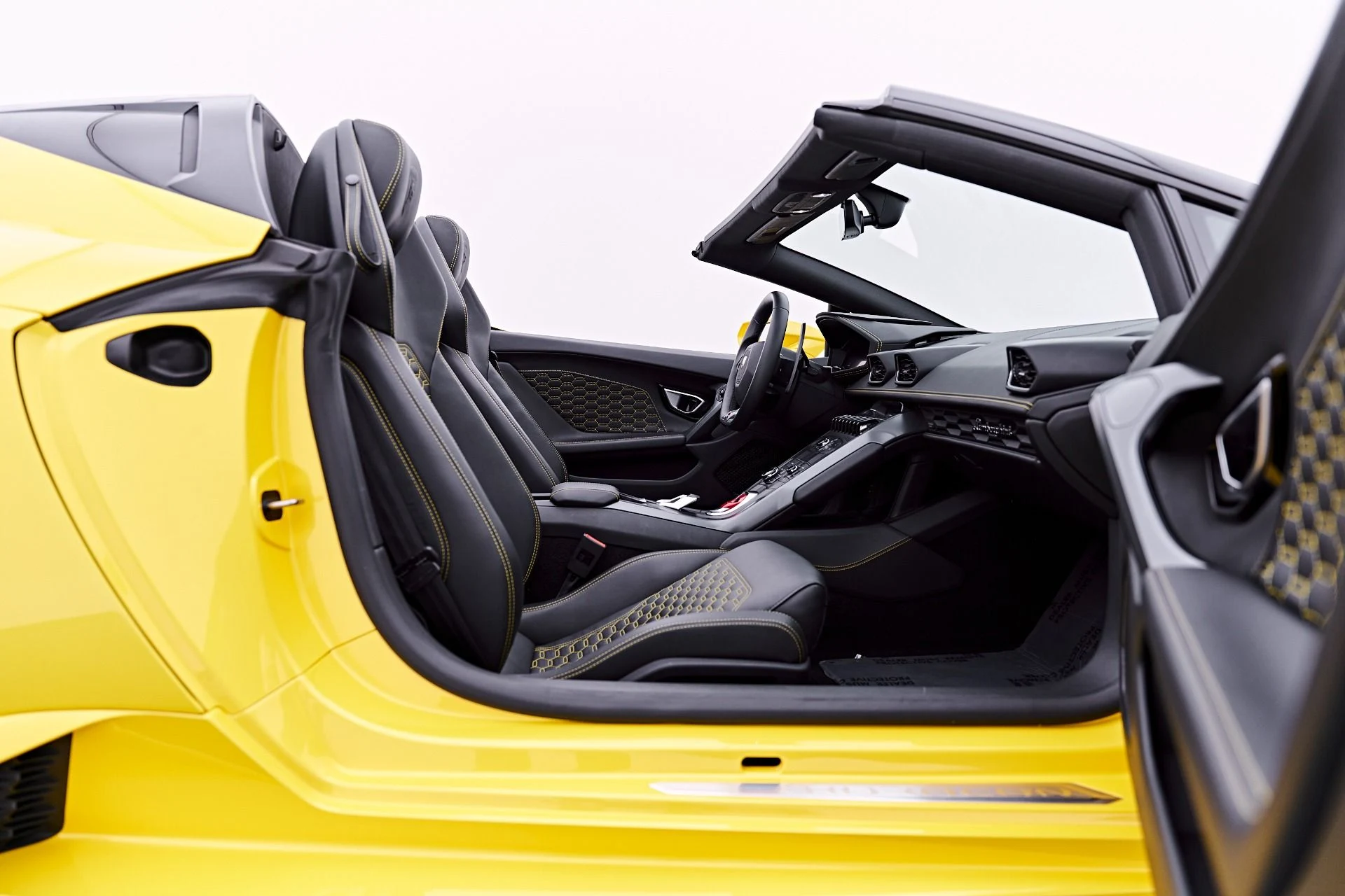 mph036_426543163_Used_2018_Lamborghini_Huracan_LP_580_2_S_1784246830_2570c22fd0