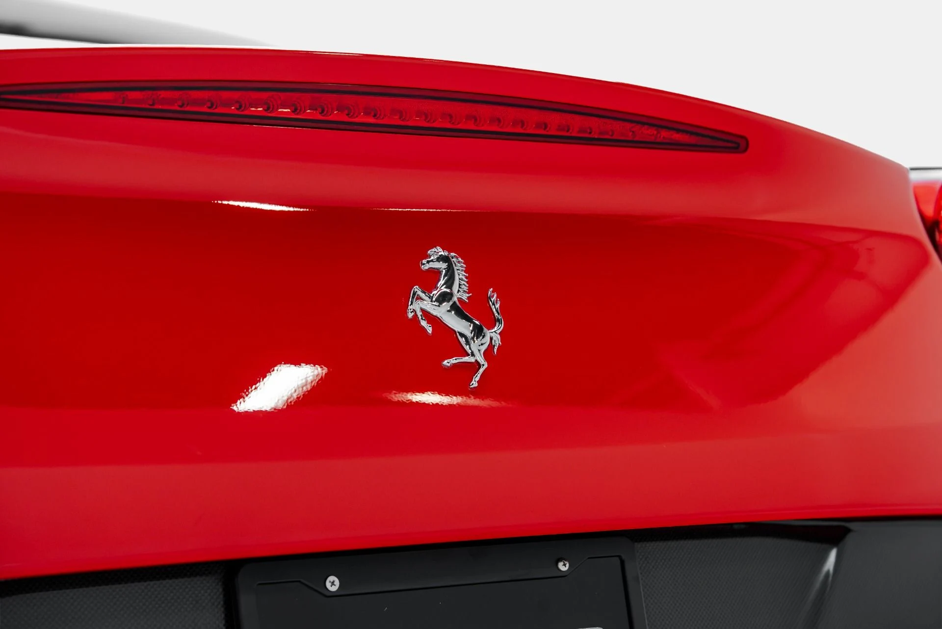 mph036_4278092060_Used_2011_Ferrari_California_1793140896_ec46f9c4eb