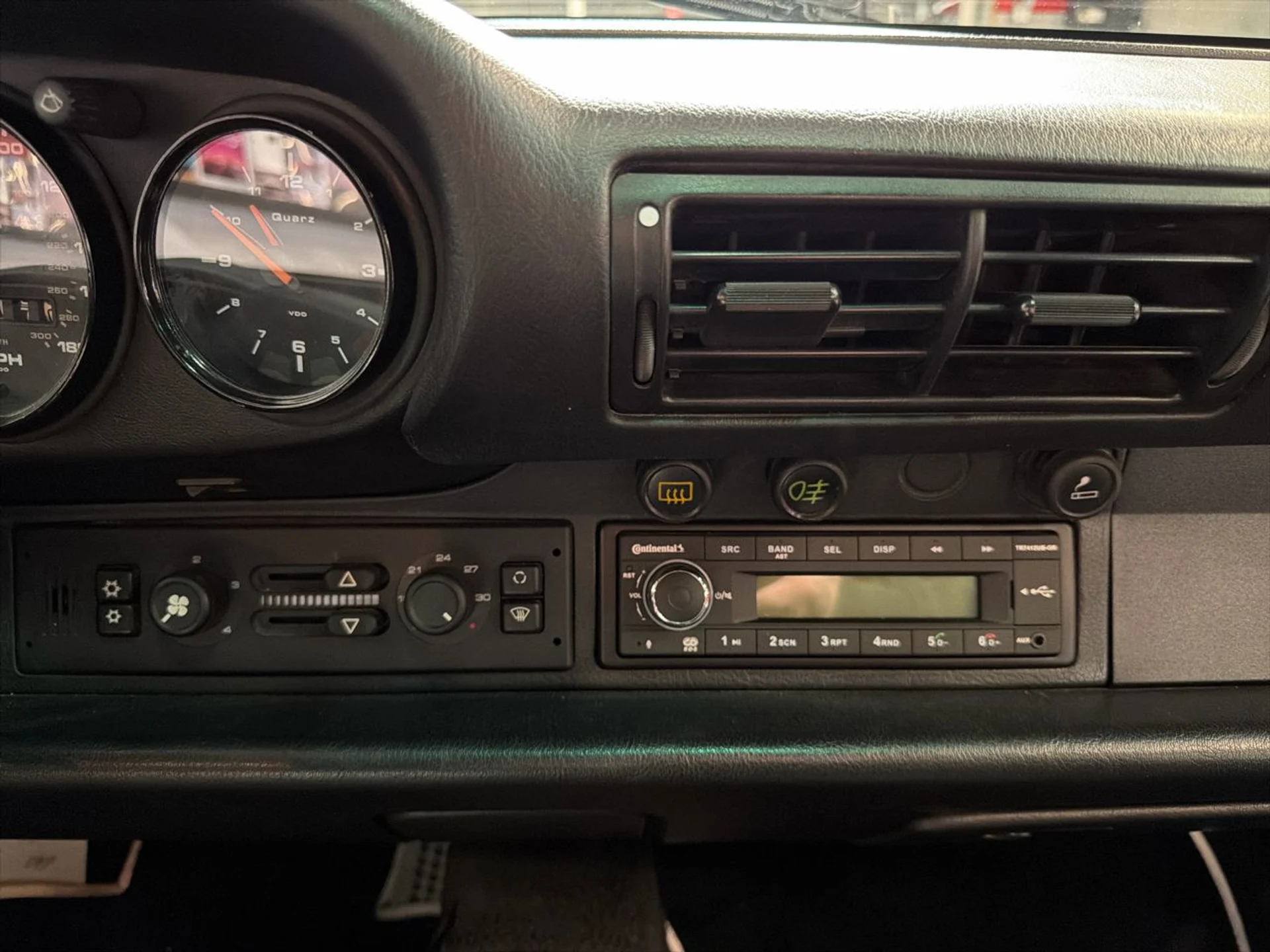 mph036_4280073495_639052880603592257_931e366450