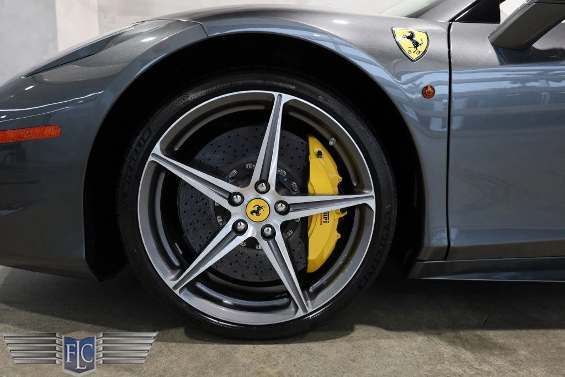 mph036_428144163_used_2013_ferrari_458_italia_2drconvertible_9689_22957289_37_1024_5ea8245f5e