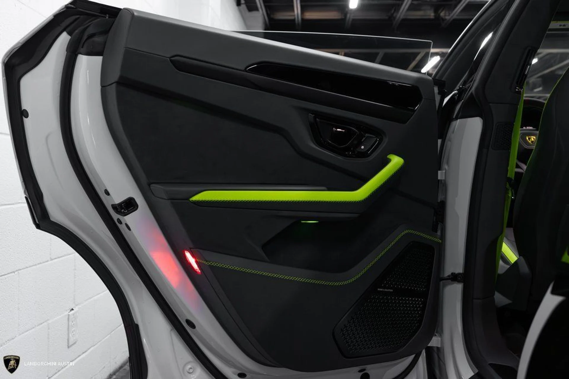 mph036_429270681_9ca8129d29967705c2a9712482c90355x_43dd44d7f5