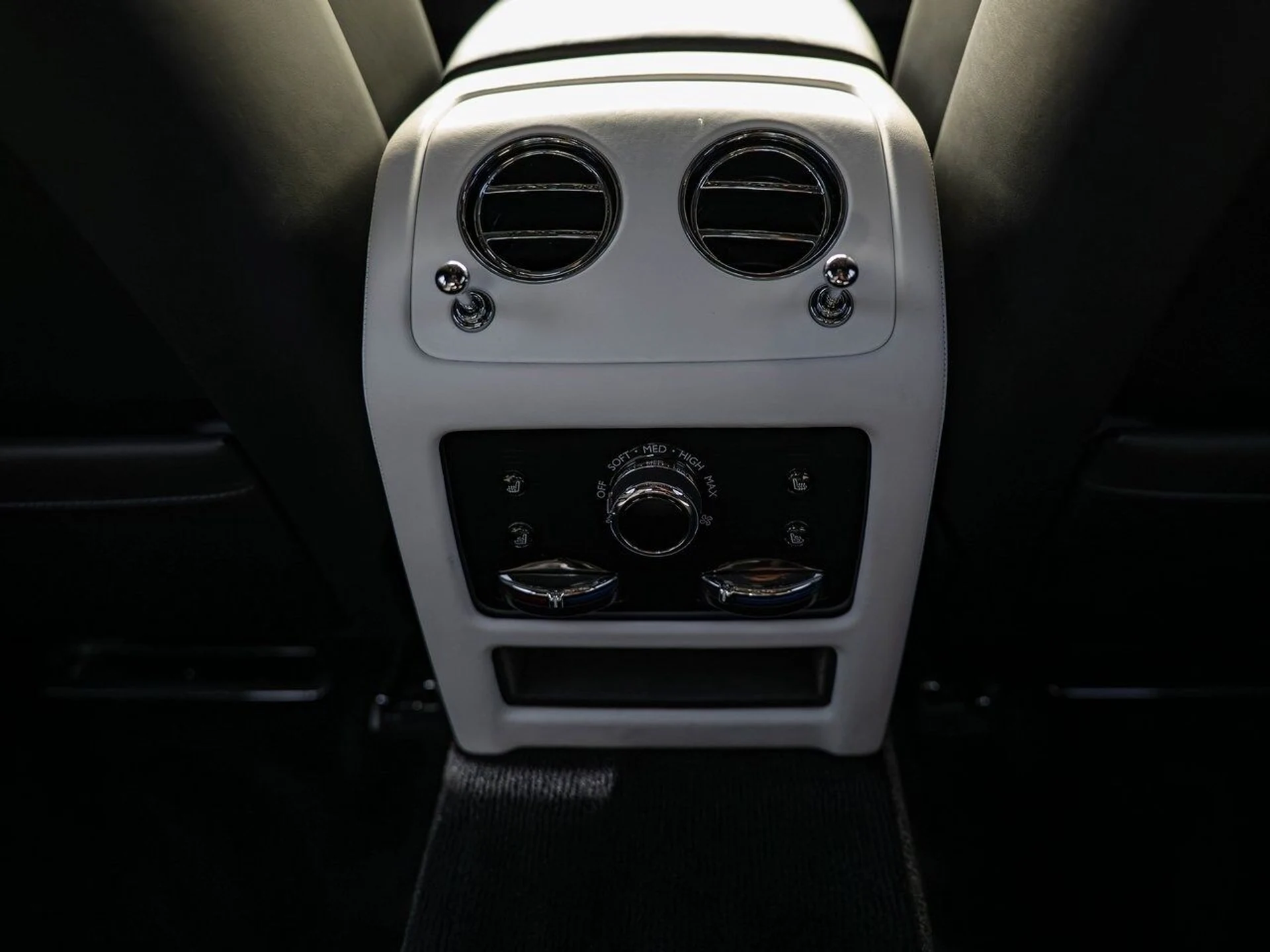 mph036_4292728968_0dd6b0fce1c5f2f52dcbcd186650ef6dx_c180af0976