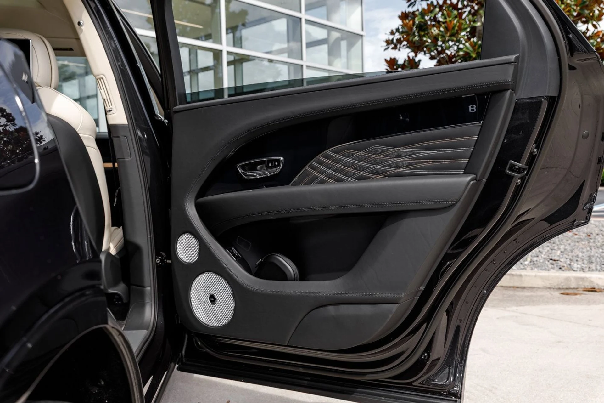 mph036_434958082_4ba3d476ddee4d80345b166359113b4ax_39bf02f4e4