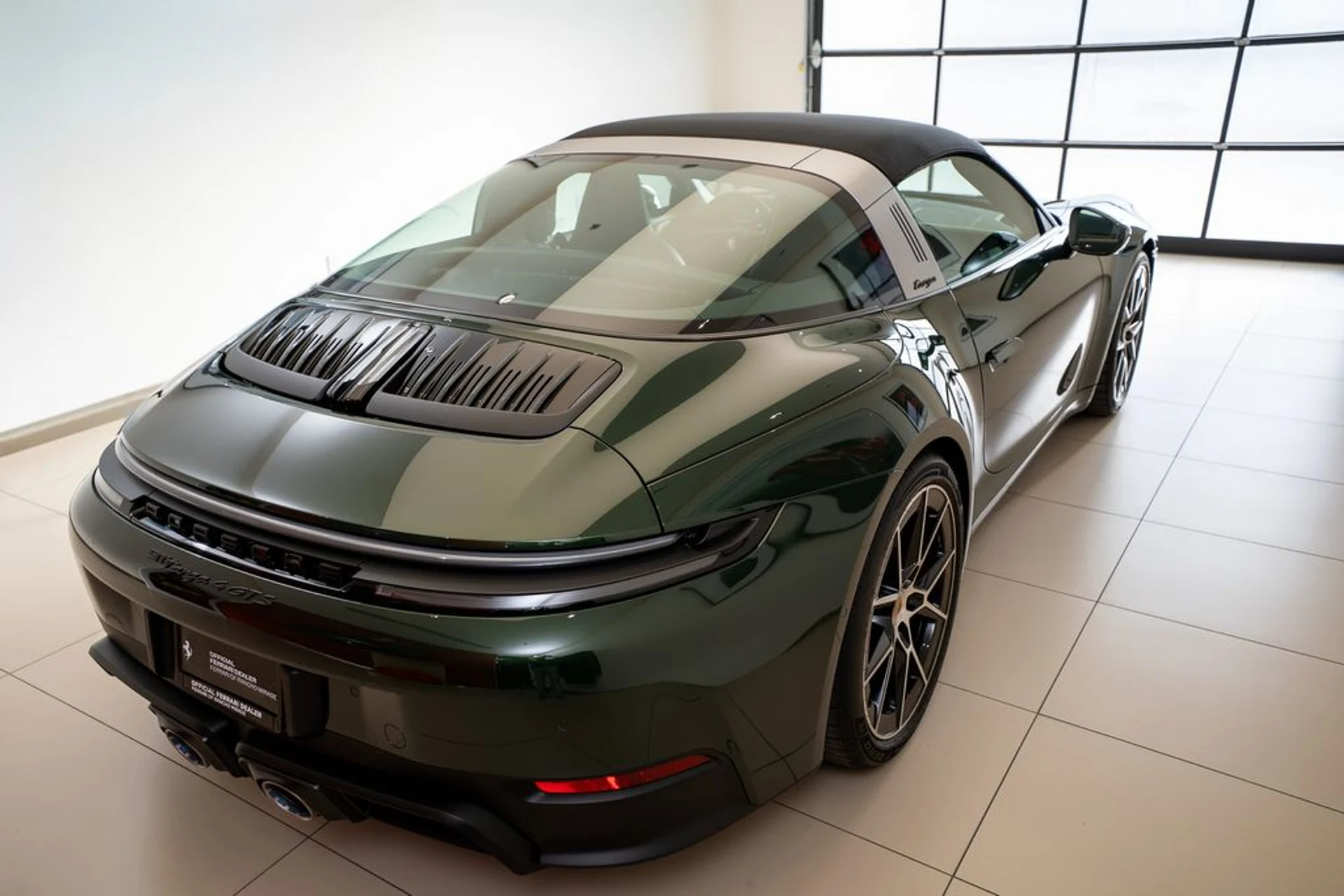 mph036_4399925_30c8fa1d_6b72_4d6d_911c_169bc49a3b73_c810598320