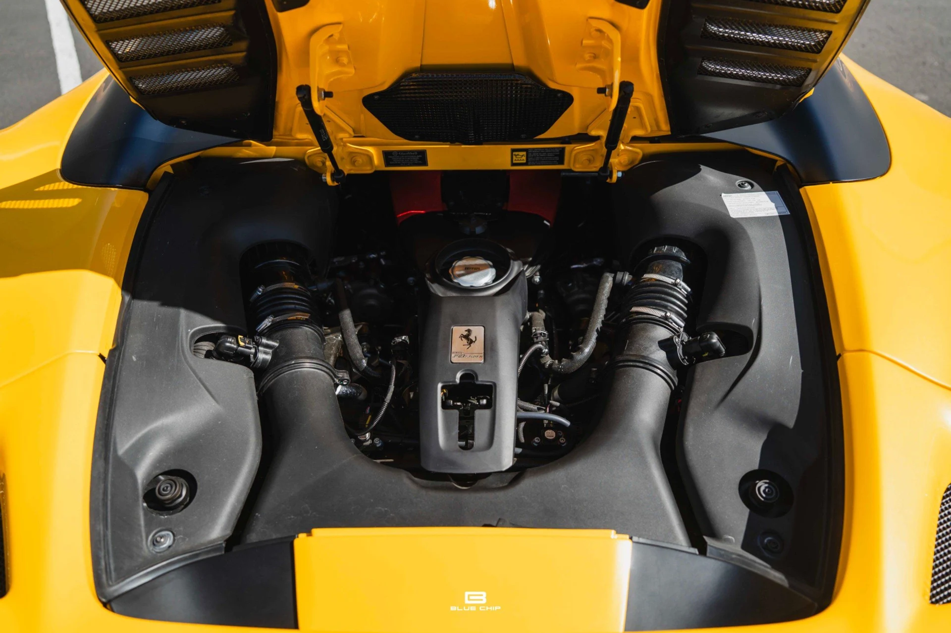 mph036_466061851_6a2adfb28e4ebd8ac108c27a_762_20_202021_20_Ferrari_20_F8_20_Spider_20_20036_0fe1b3cb1e