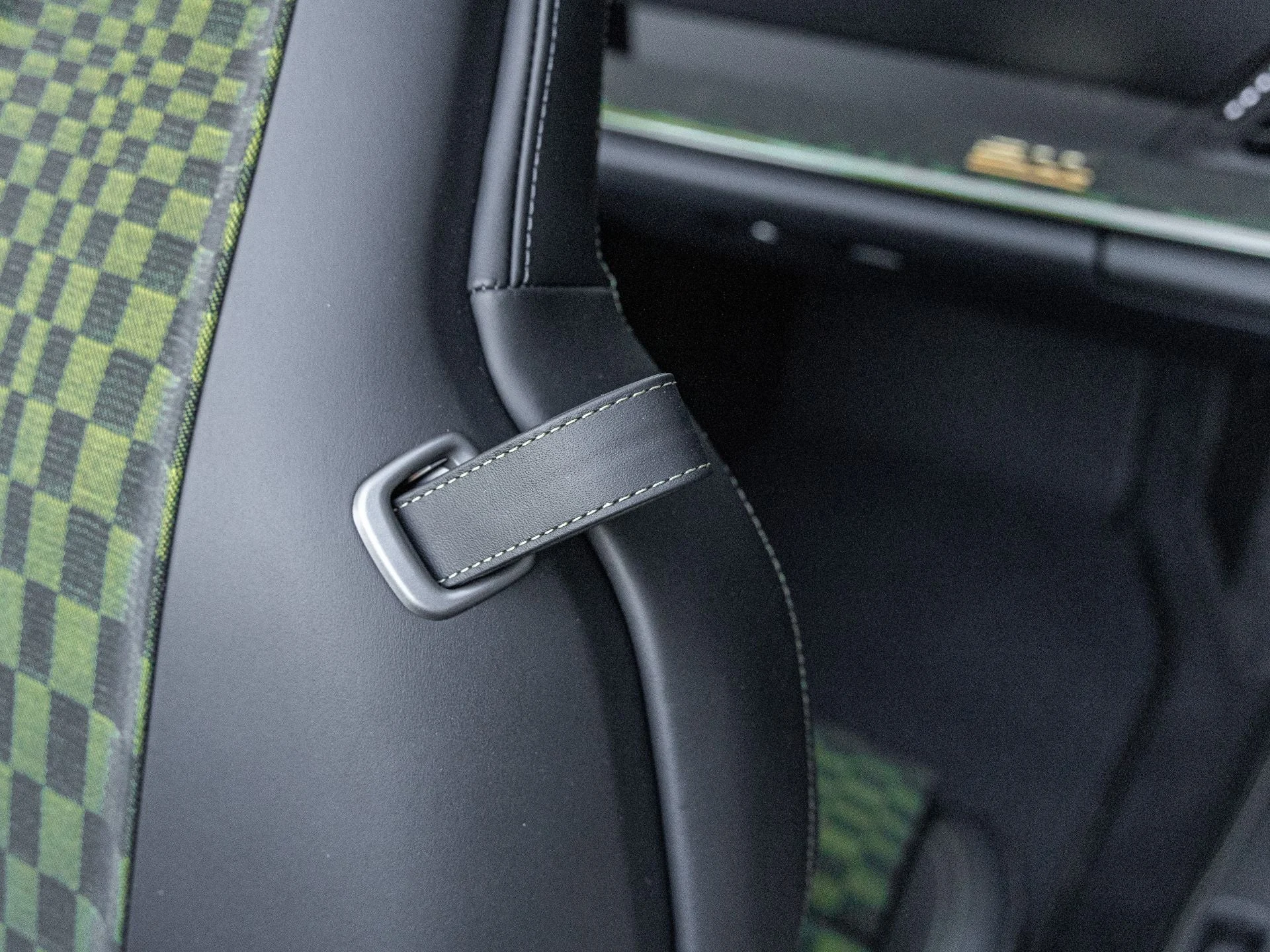 mph036_469427029_37_c94412cf5a