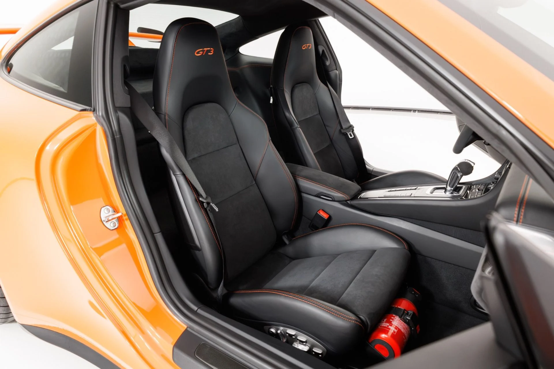 mph036_475701534_Used_2018_Porsche_911_GT_3_1785880185_23a72dbdce